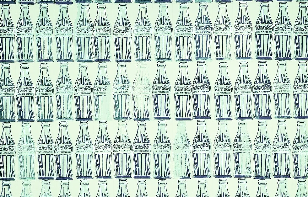 Andy-Warhol-Green-Coca-Cola-Bottles-1962.jpg