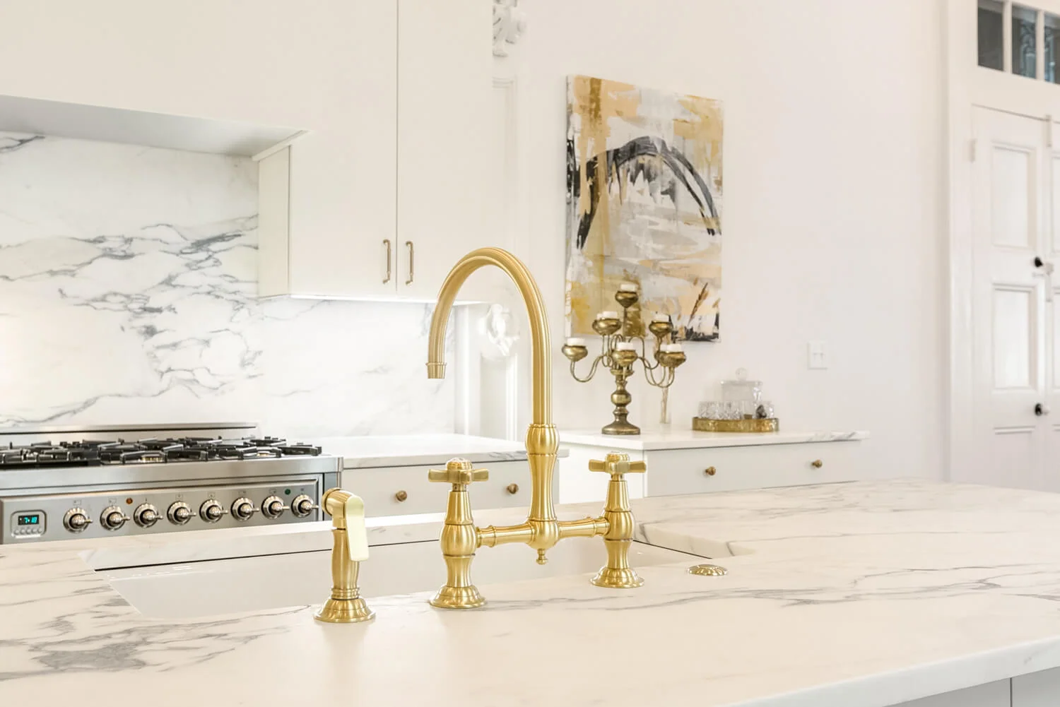chandelier-development-new-orleans-louisiana-esplanade-avenue--20.jpg