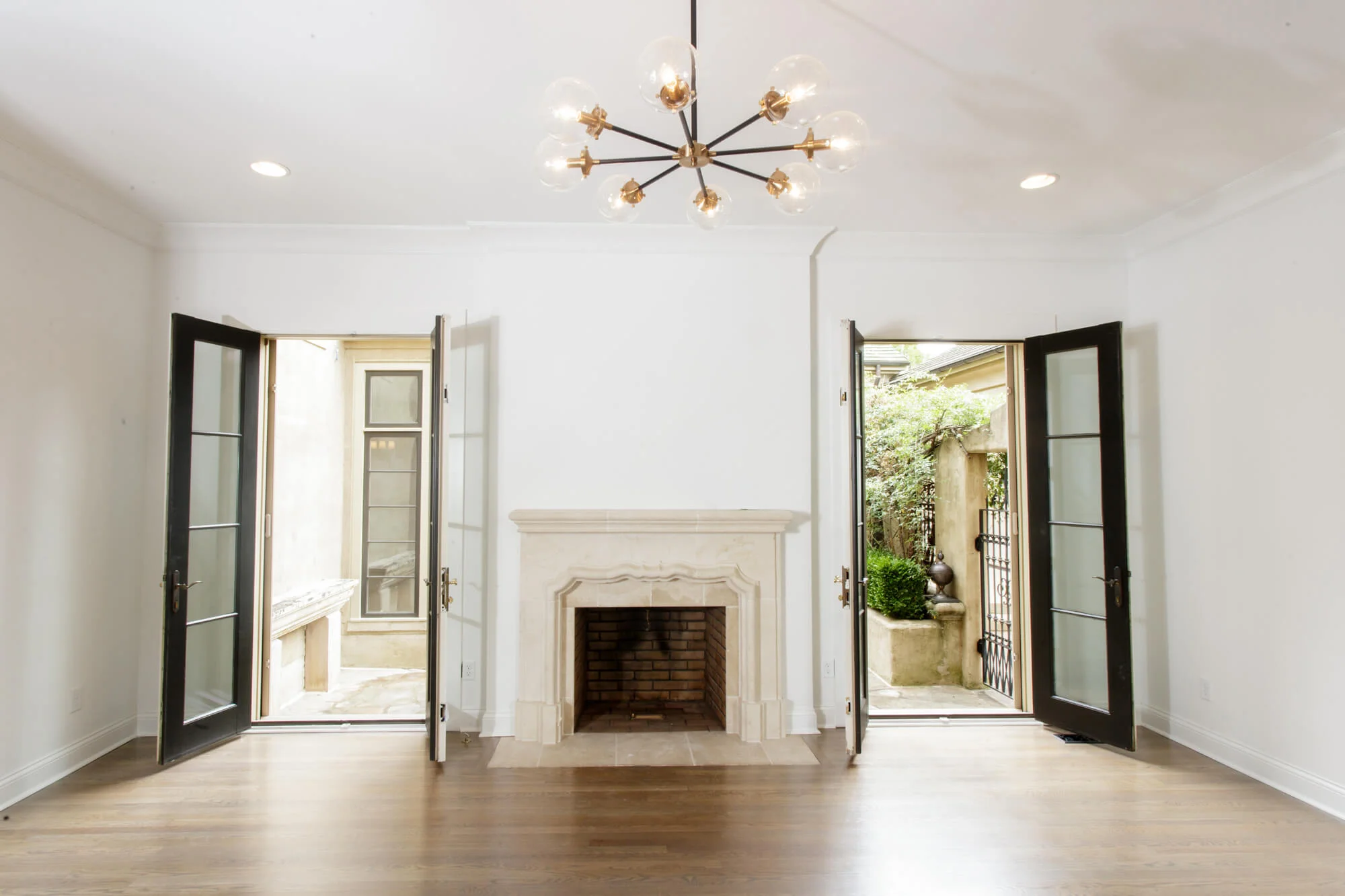 chandelier-development-tennessee-custom-home-builder-3.jpg