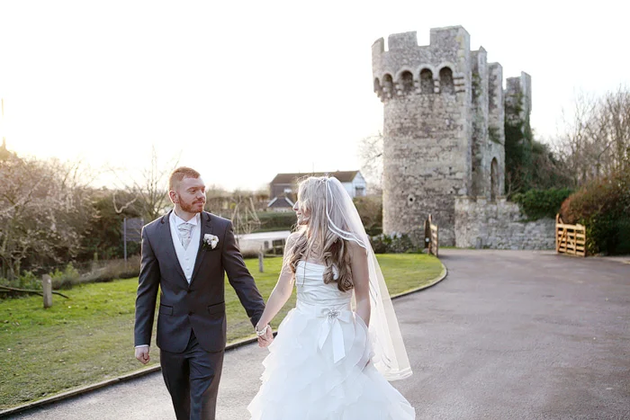Cooling-Castle-Barn-wedding-photographer.jpg