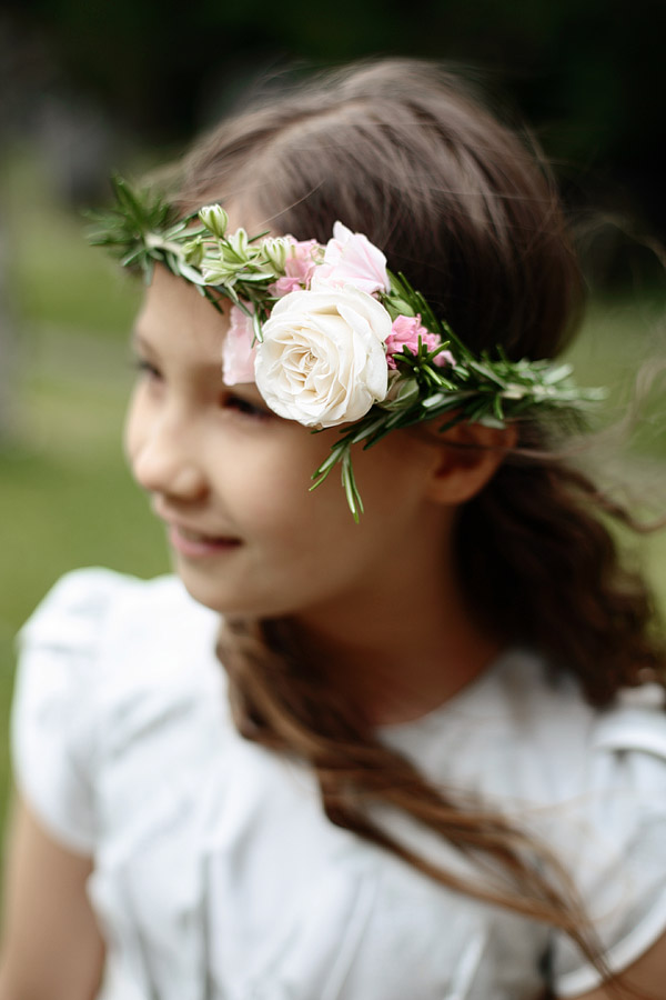 floral-headpiece-for-a-flower-girl.jpg