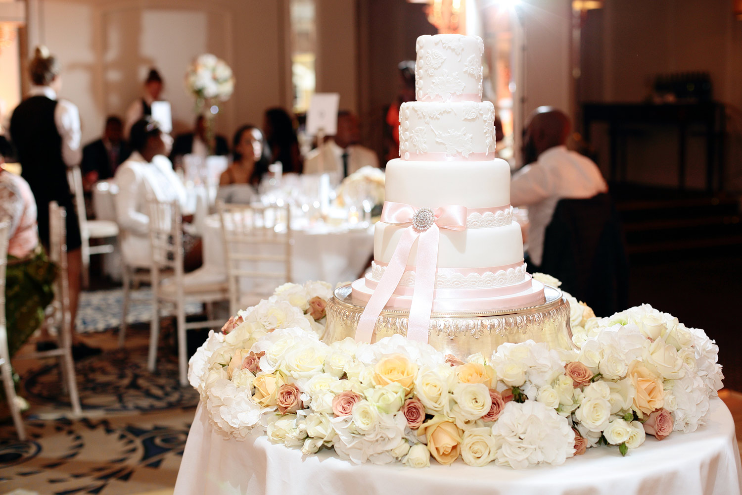 Luxury wedding cake in London by Melissa Woodland Cakes