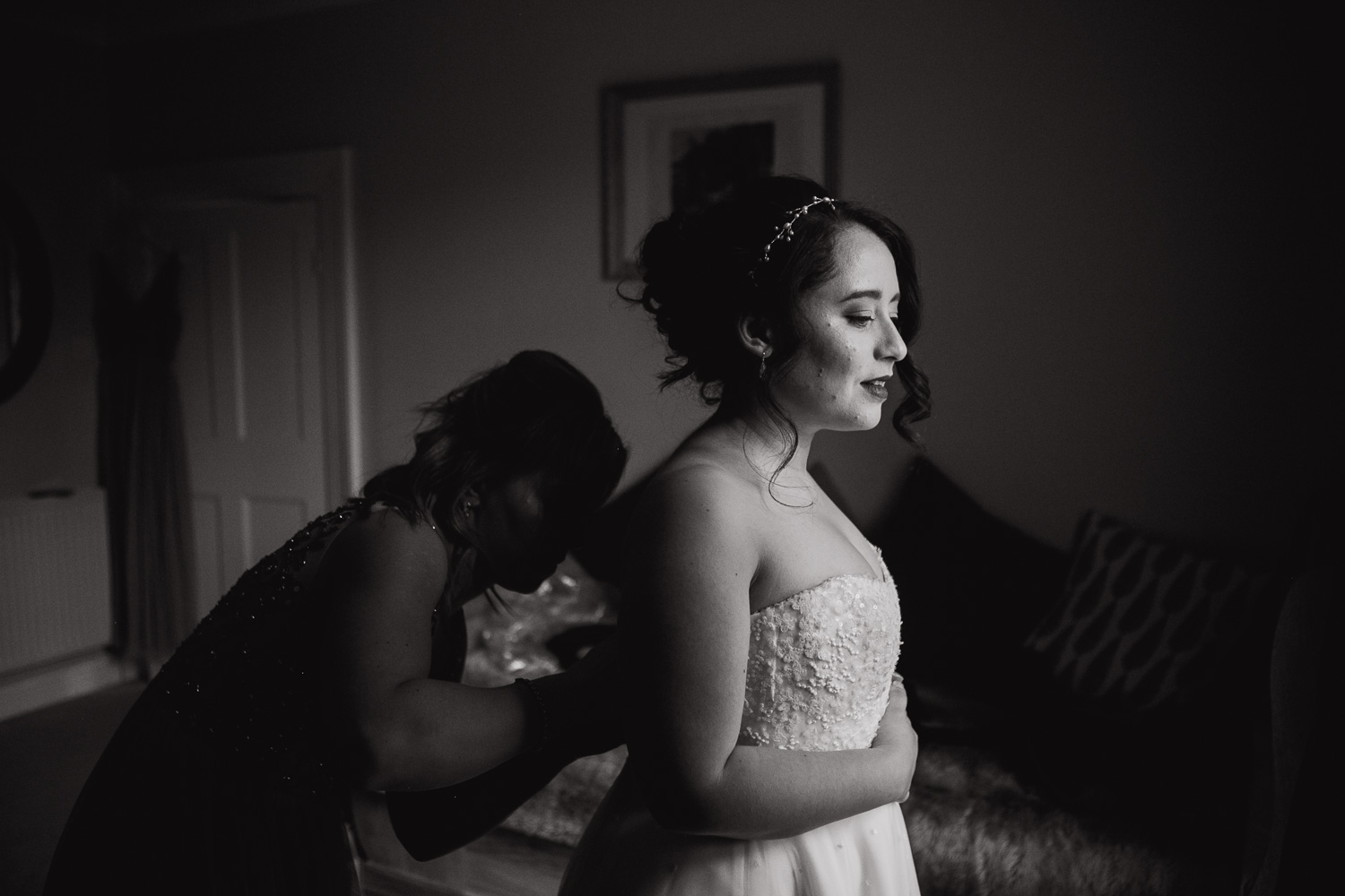 Cripps Barn Wedding Photos-7.jpg