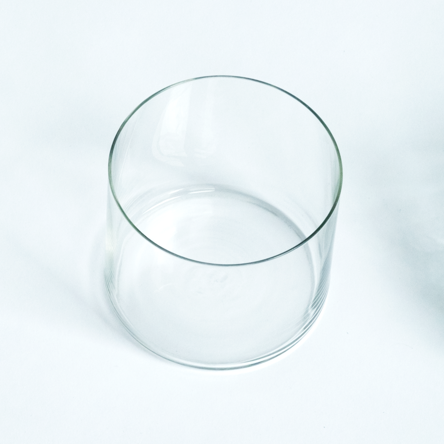 3xStudio_Objects_A_glass.png