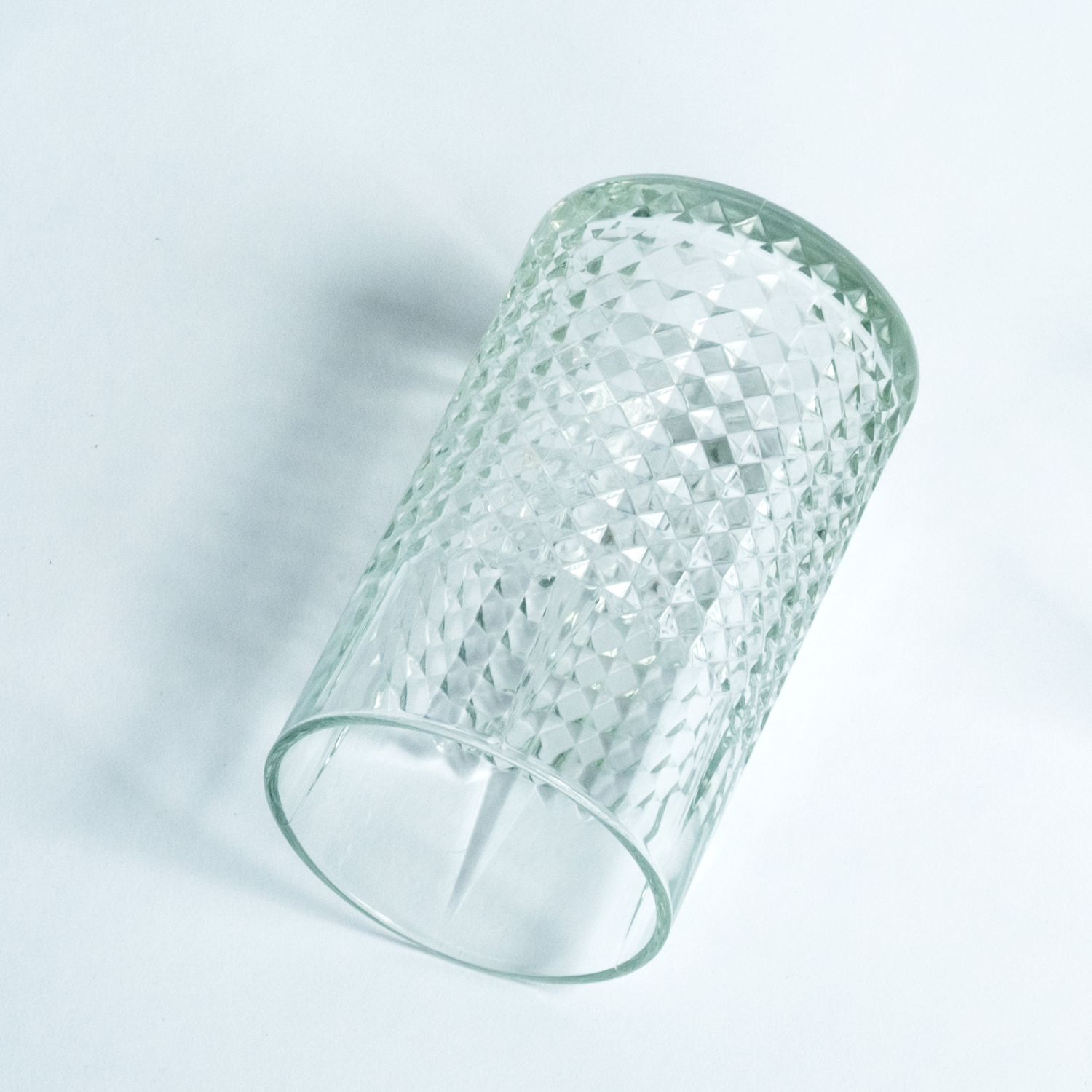 3xStudio_Objects_C_glass.png