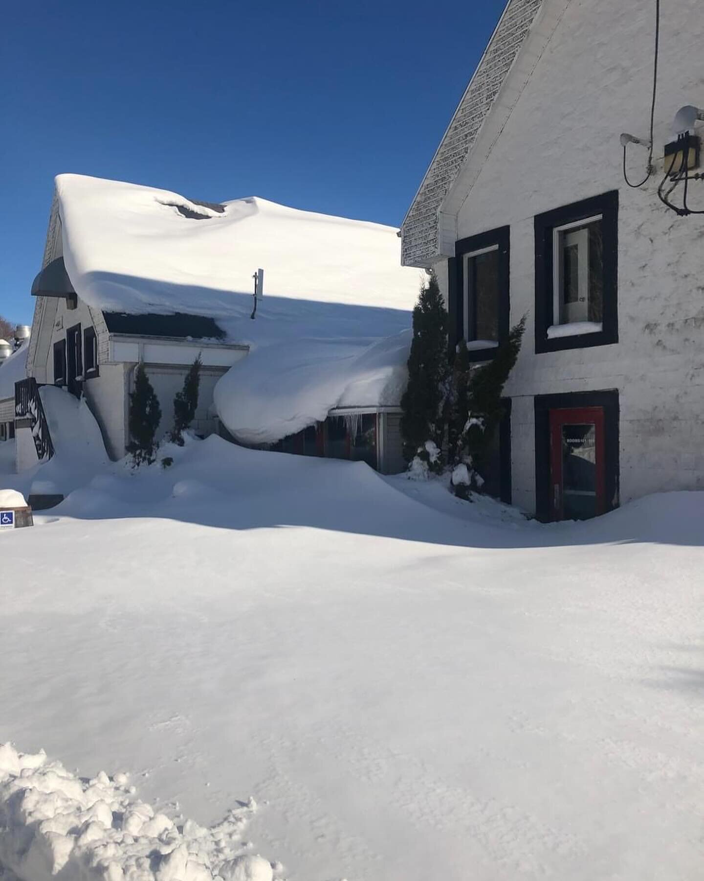 Clearing snow took up much of the guys&rsquo; time this week; they had to tackle that flat roof too. Check out these comparisons between what it looked like pre-clearance versus post-. Now if you don&rsquo;t mind...breaktime! #capebreton #whiskydisti
