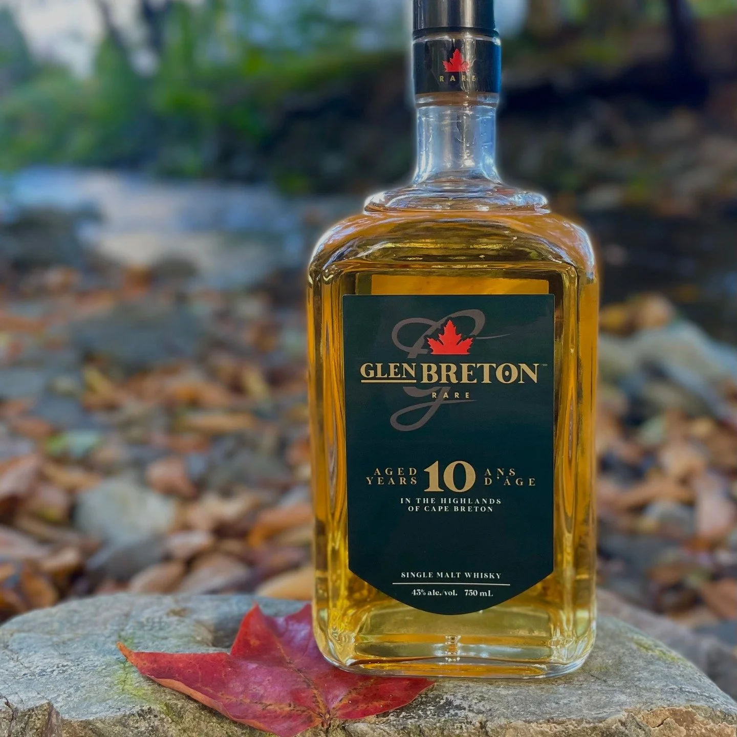 We are Canadian!!! 

#glenoradistillery #glenbreton #canadianwhisky #singlemaltwhisky #glenoradistillery #whiskywednesday #whiskywithaview #capebreton #novascotia #buycanadian