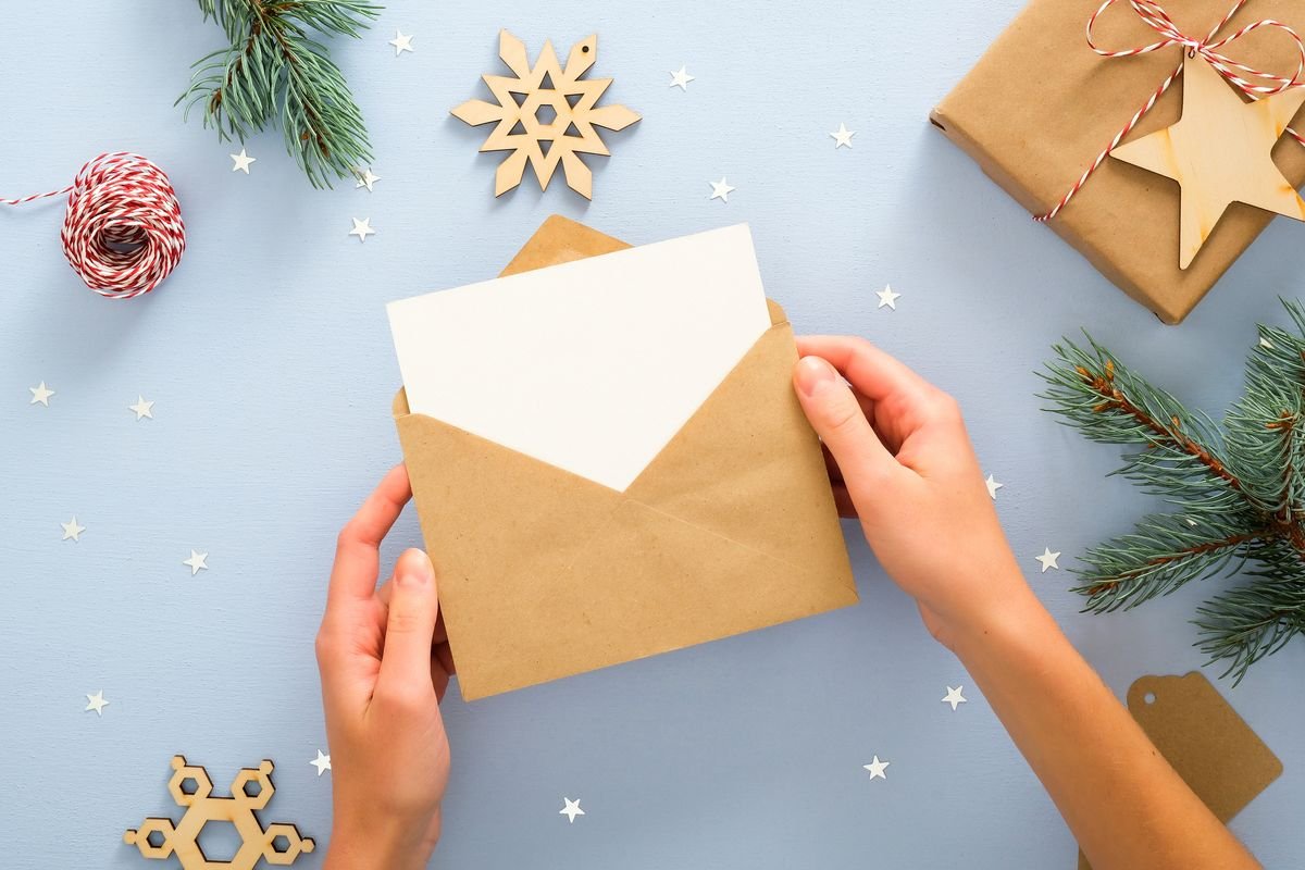 TALLER POSTAL DE NADAL AMB UN TOC DE MÀGIA