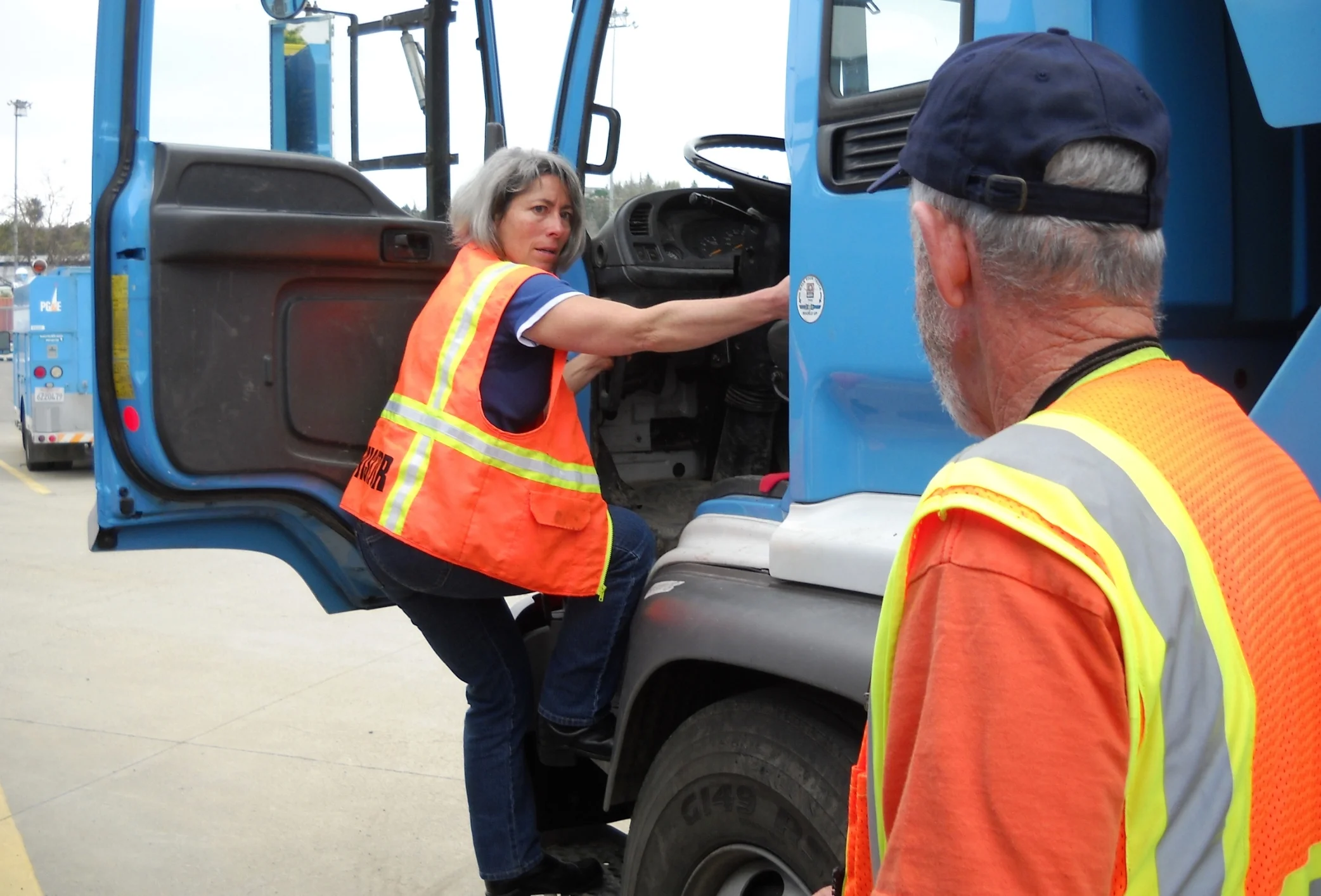 pge truck steps.JPG