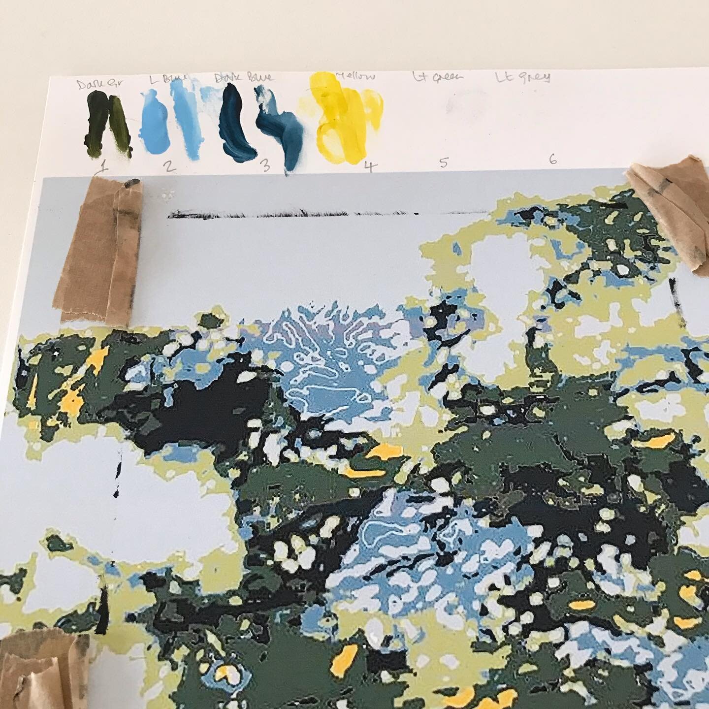 Some new screenprint beginnings - lovely to try things out. 
.
. 
#Playingwithcolour #floodhouse_sa @floodhouse_sa #mixingcolour #colour  #contemporaryart #contemporarysouthafricanart #makingart #workingwithlight #workingwithshadow #printing #screenp
