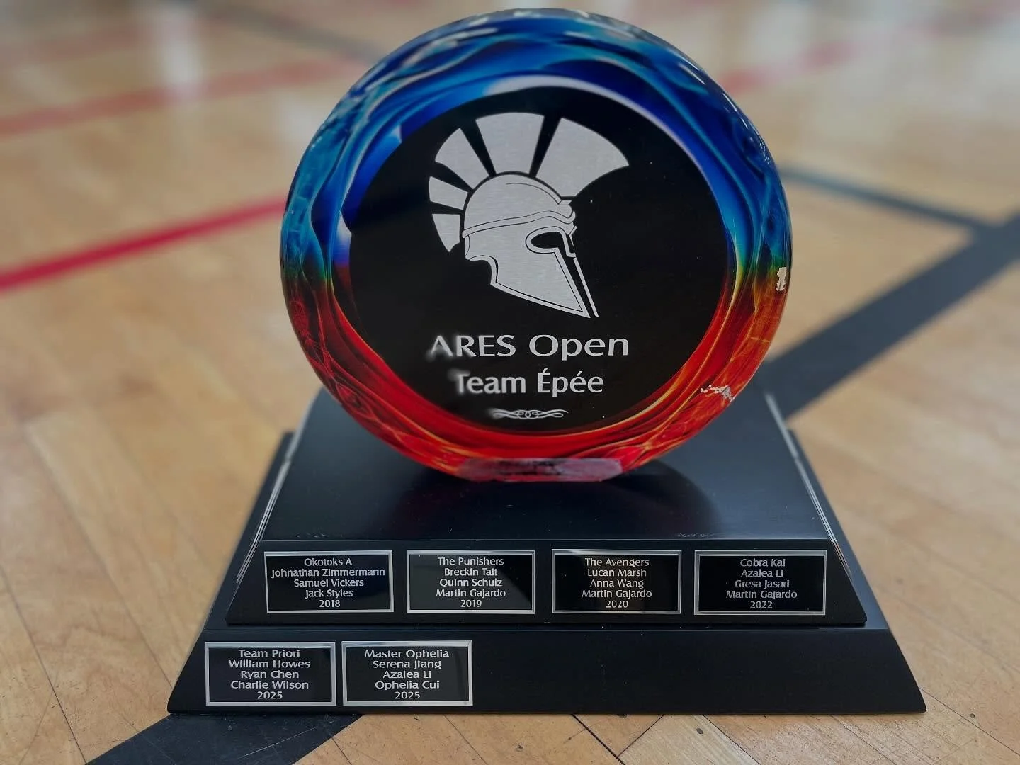 🤺 🤺 There are a few spots left for the ARES Open Team Events (total 8 spots per gender). Check out some of the past winners; World Cup, Pan Am, Canada &amp; Alberta Games athletes! 

Visit the link to be a part of the team showdown in 2026!
🔗 bit.