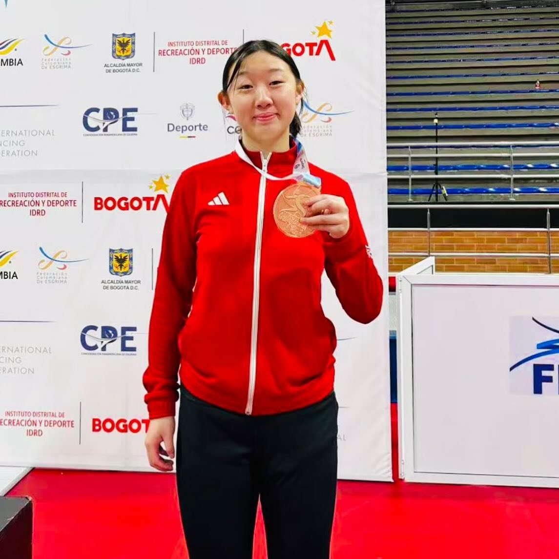 Congratulations to Serena Jiang @serena_jiang223 !
Serena got a 🥉 Bronze medal at her first PanAm Championships!

Your persistence, hard work and ability to set goals and achieve them pay off!

Way to go, Serena! We are really proud of you!

@albert