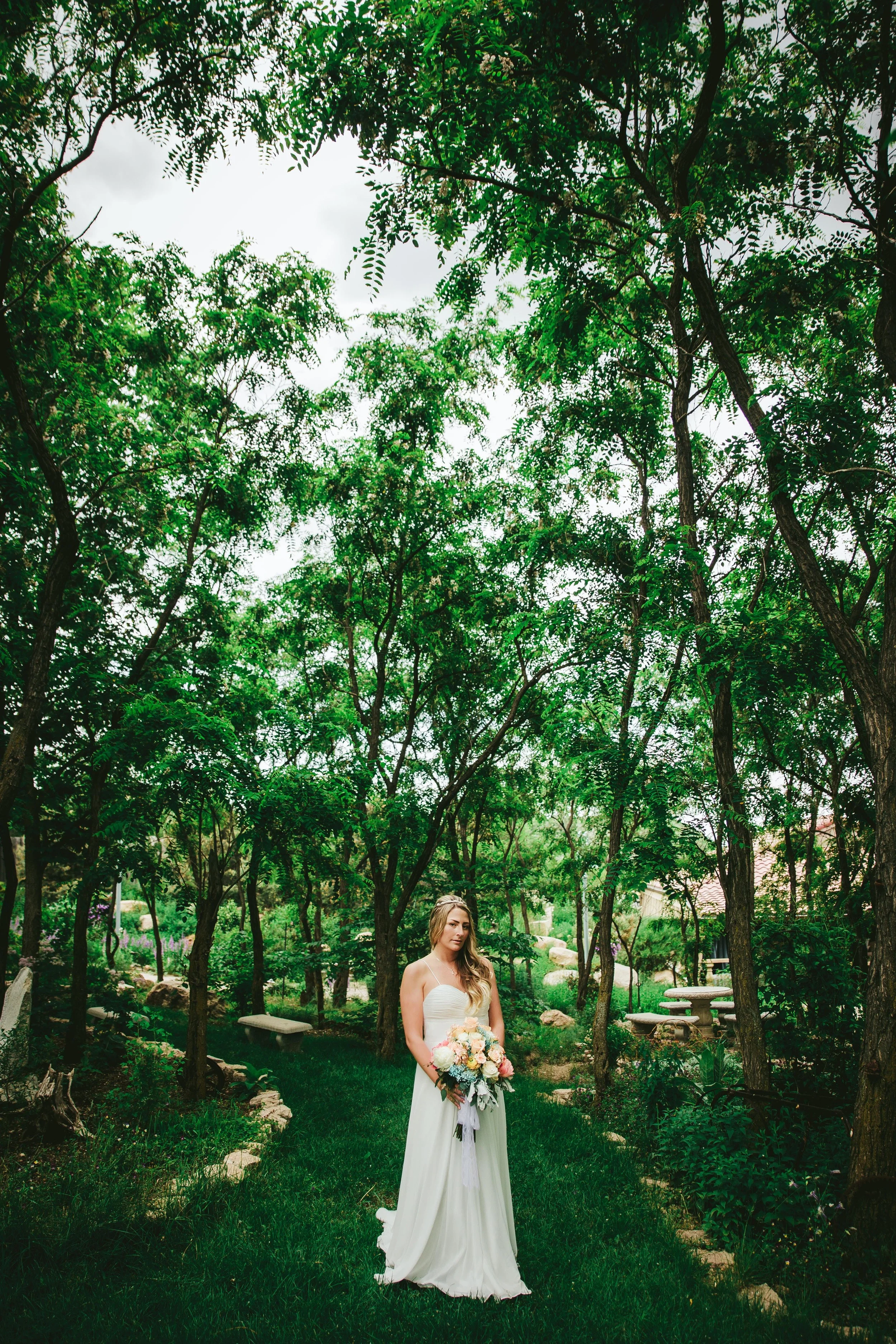 becky and carl preview-4.jpg