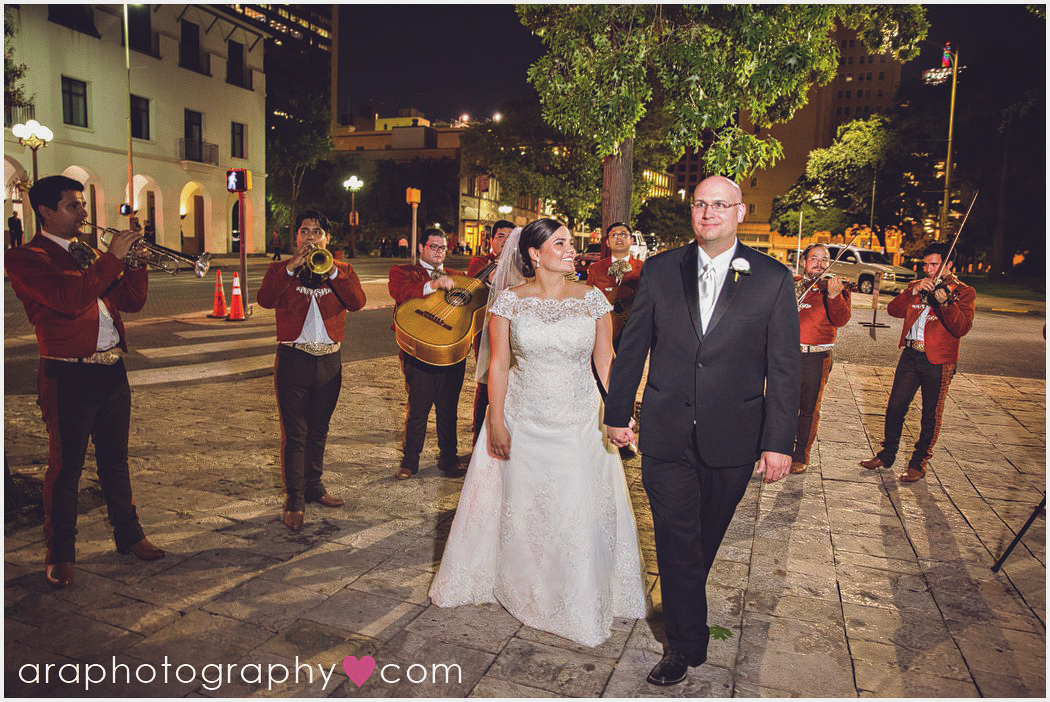 SanAntonioWedding_28.jpg