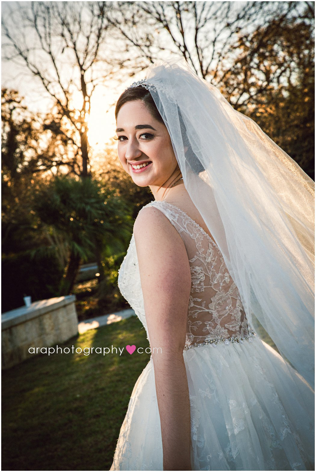 San_Antonio_Bridal_Landa_Library__011.jpg