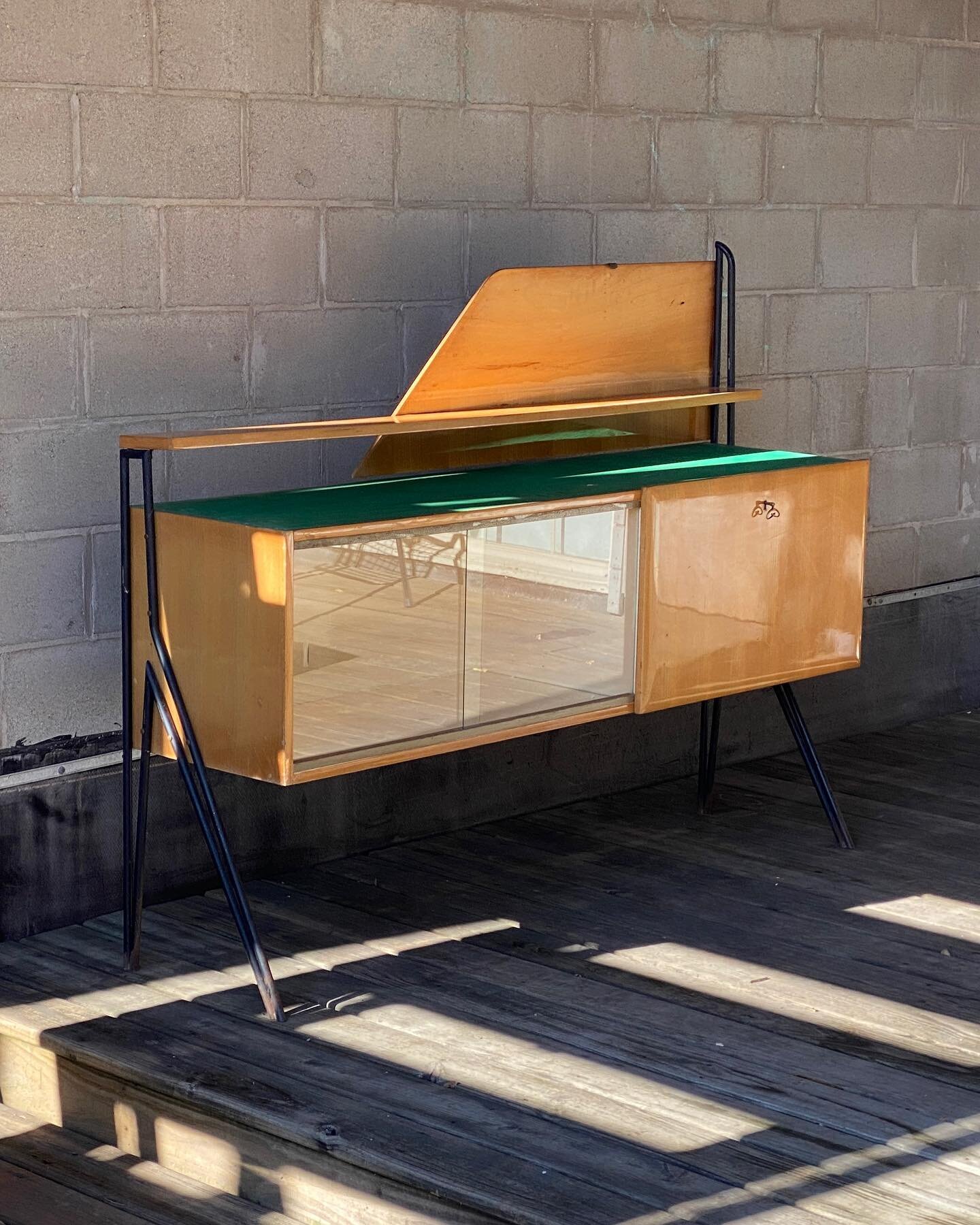 ((SOLD)) &mdash; Bar/cabinet by Vittorio Dassi for Dassi Mobili Moderni 1950&rsquo;s &mdash;  The warm and earthy colors really makes this&mdash; How about a project piece that works as is. This is a weird one. This was shipped to me by accident, ins
