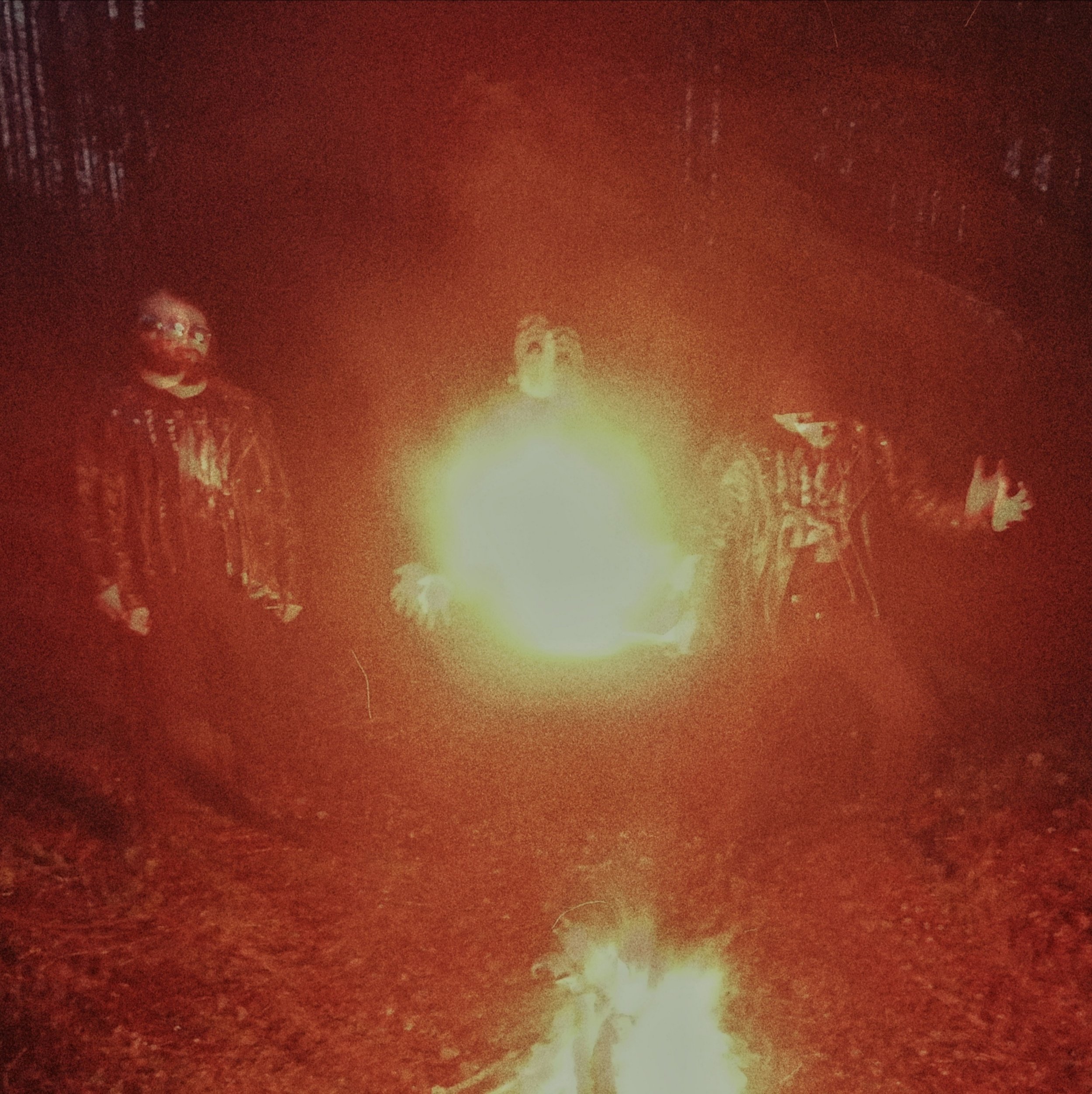 Hexerei_Realms_CD_pic_2024.jpg