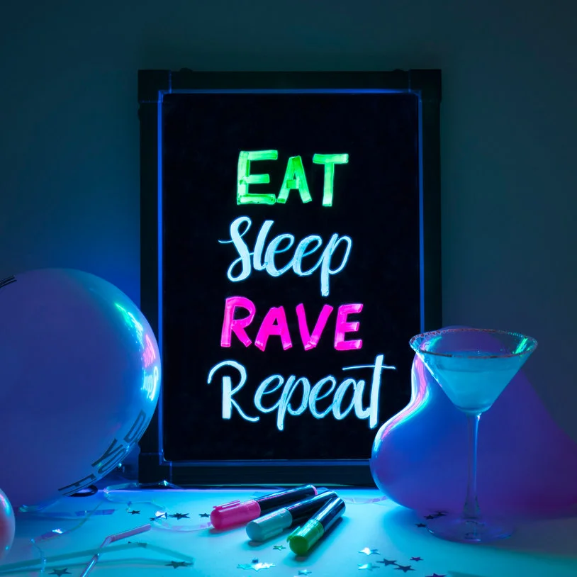 light-up-neon-frame_firebox.jpg