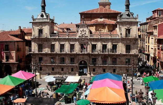 leon-farmers-market.jpg