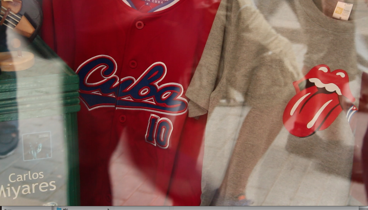 The window in a Habana Vieja shop, highlighting some of the week's happenings. The first U.S.-Cuba baseball game since the 90s and of course, the Friday concert by Los Rollings (Stones, that is.)