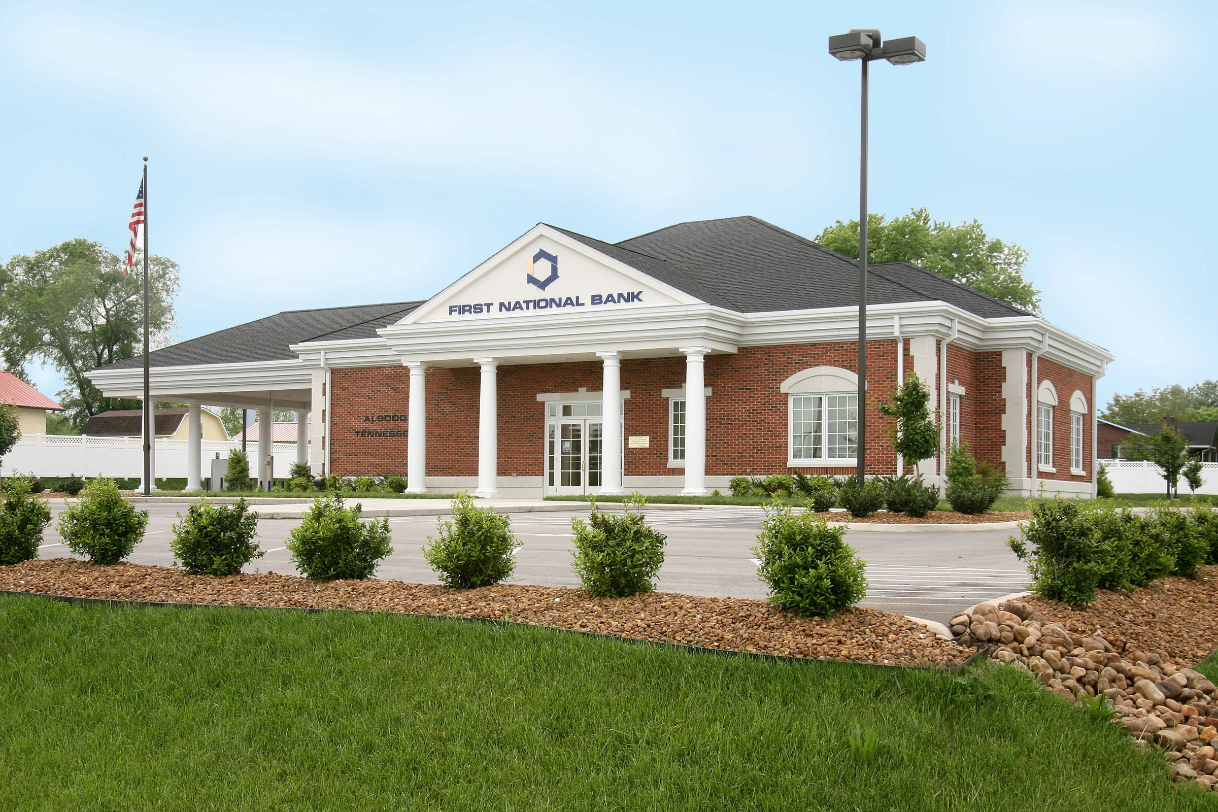 First National Bank, Algood