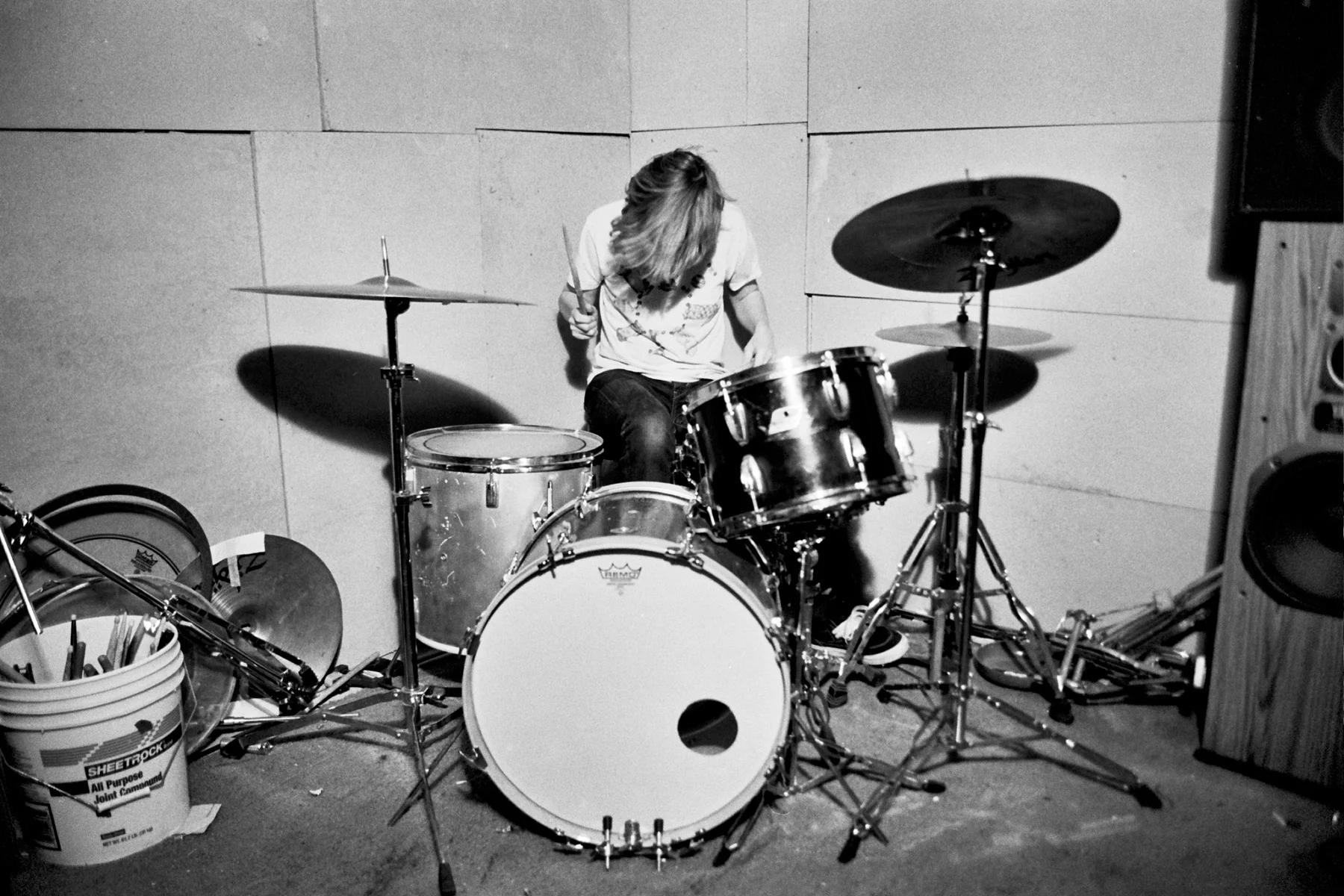  AWESOME DRUMMER |