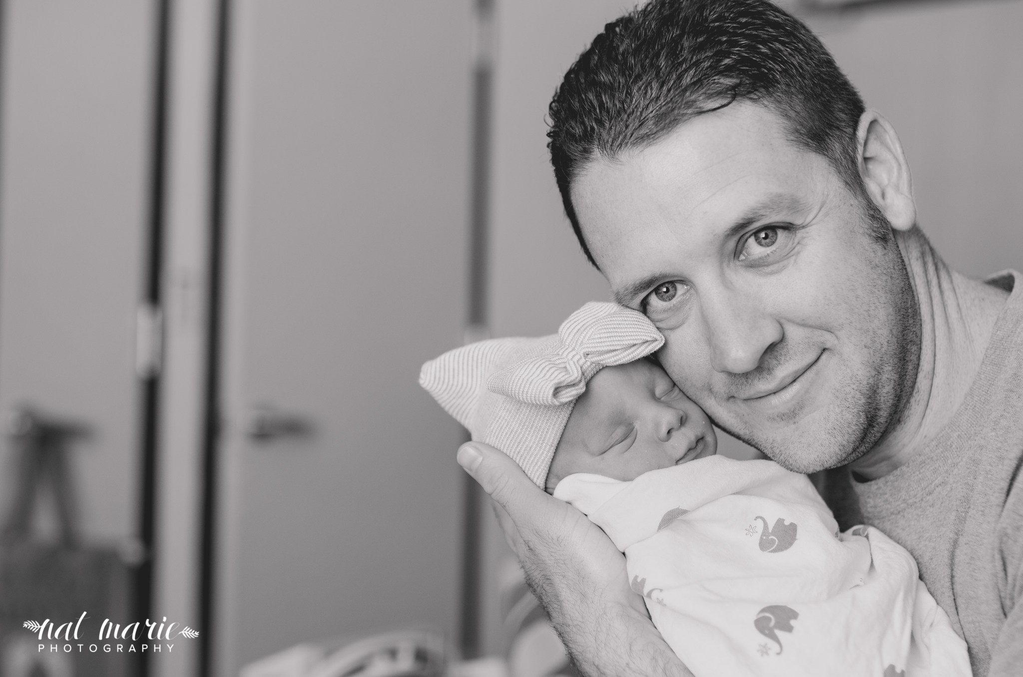 new dad - Fresh 48 - newborn photography - gilbert, scottsdale, tempe, mesa, chandler