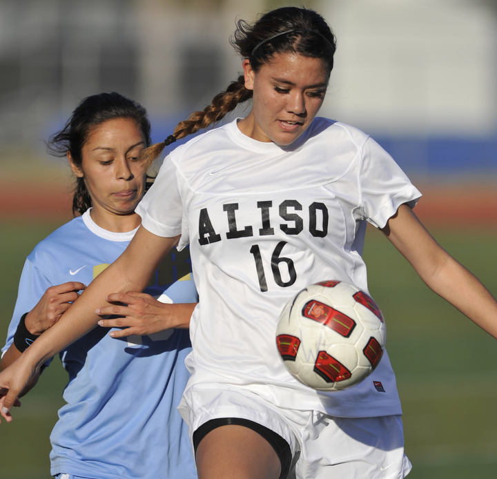 02.Aliso-Niguel-High-School-girls-soccer-regional-playoffs.jpg