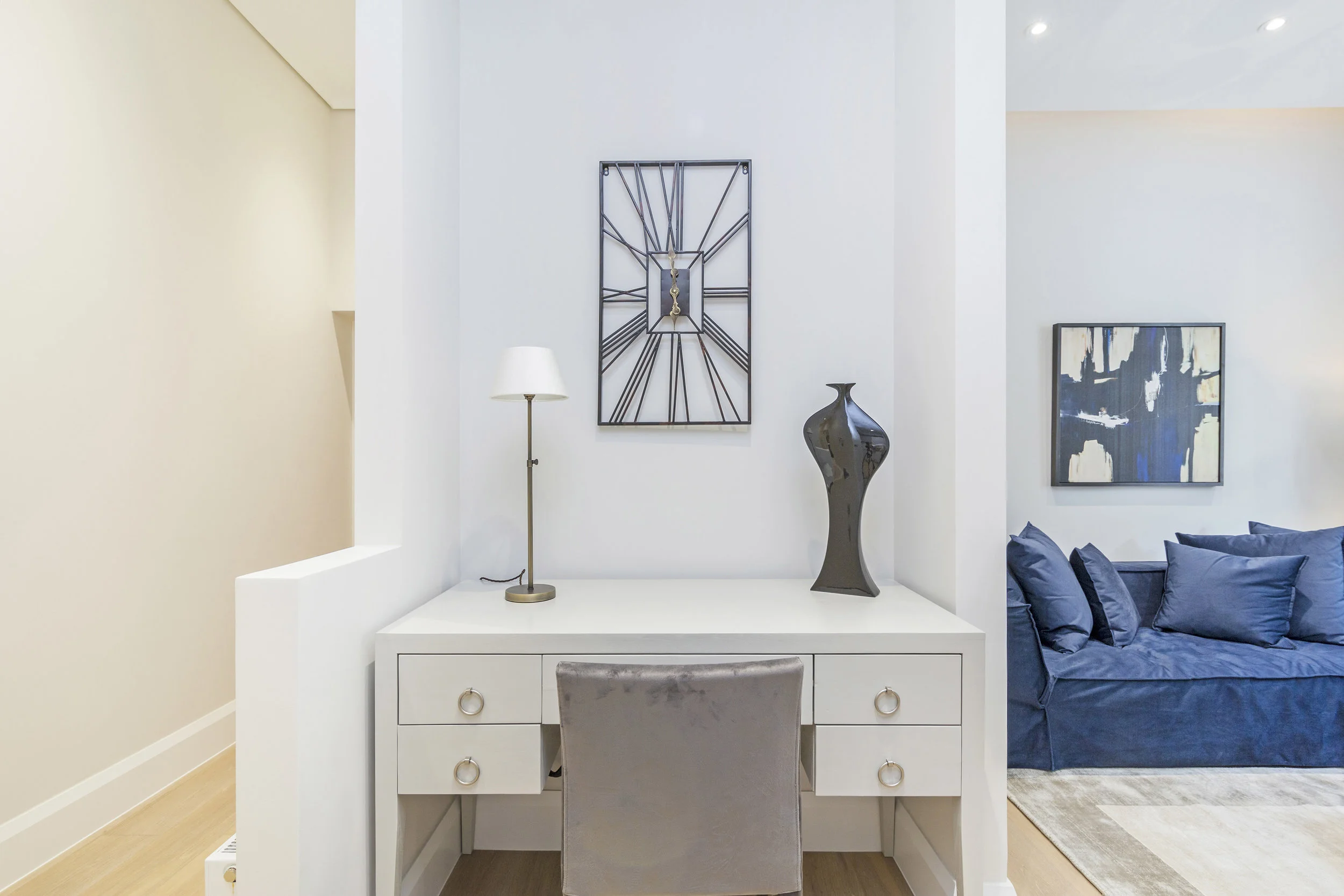 London Villas-3a, 33 St Stephen’s Gardens-9.jpg