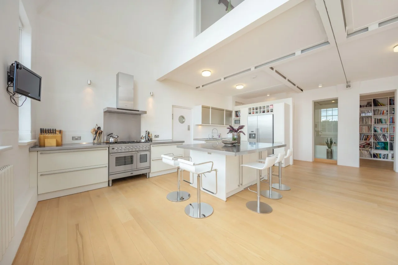 2724-36353-Kitchen-Park-Lofts-Lyham-Road.jpg