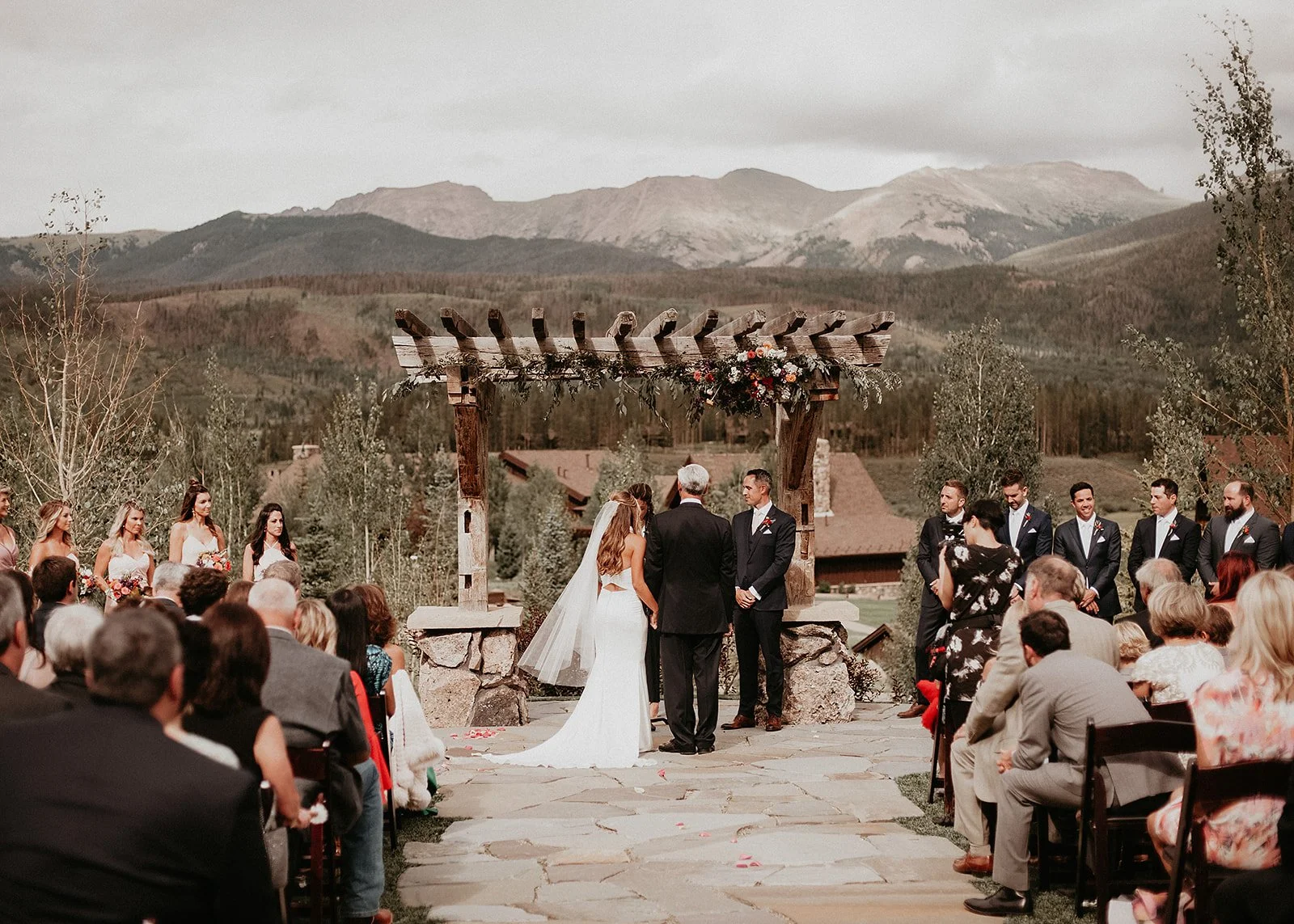 Outdoor wedding ceremony at Devil's Thumb Ranch