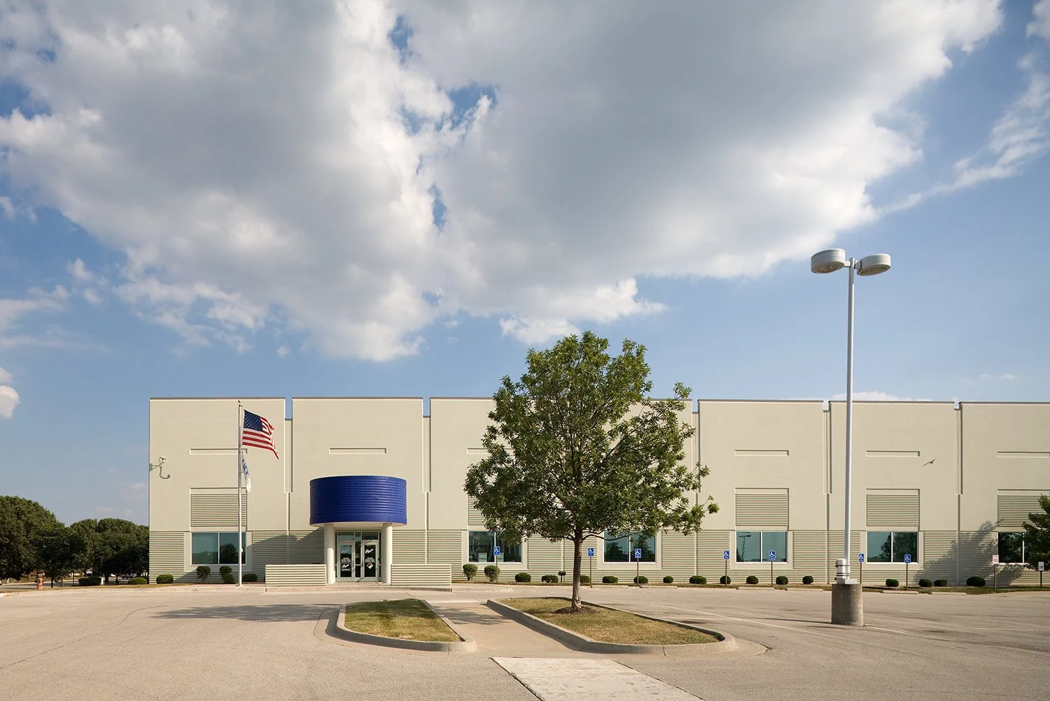 10800 Ambassador Drive — karbank real estate company