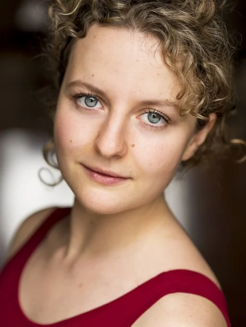 <b>Ella Hope-Higginson</b>