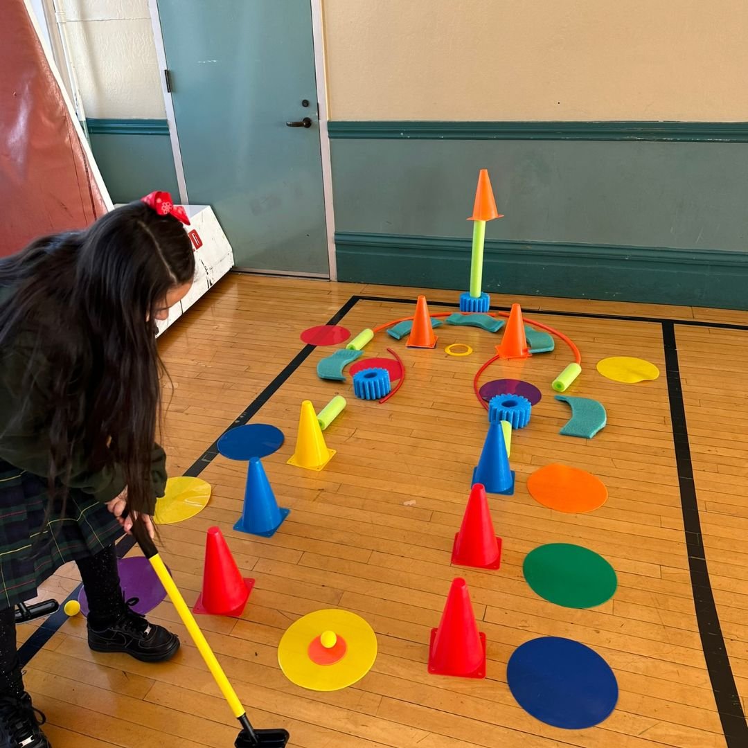 🏌️&zwj;♀️🏌️&zwj;♂️ Our P.E. class this week was a hole-in-one as our students got to design and build their own mini golf course! 🏌️&zwj;♀️⛳️🏌️&zwj;♂️ It was a fun and creative way to stay active and competitive. Who knew golf could be this excit