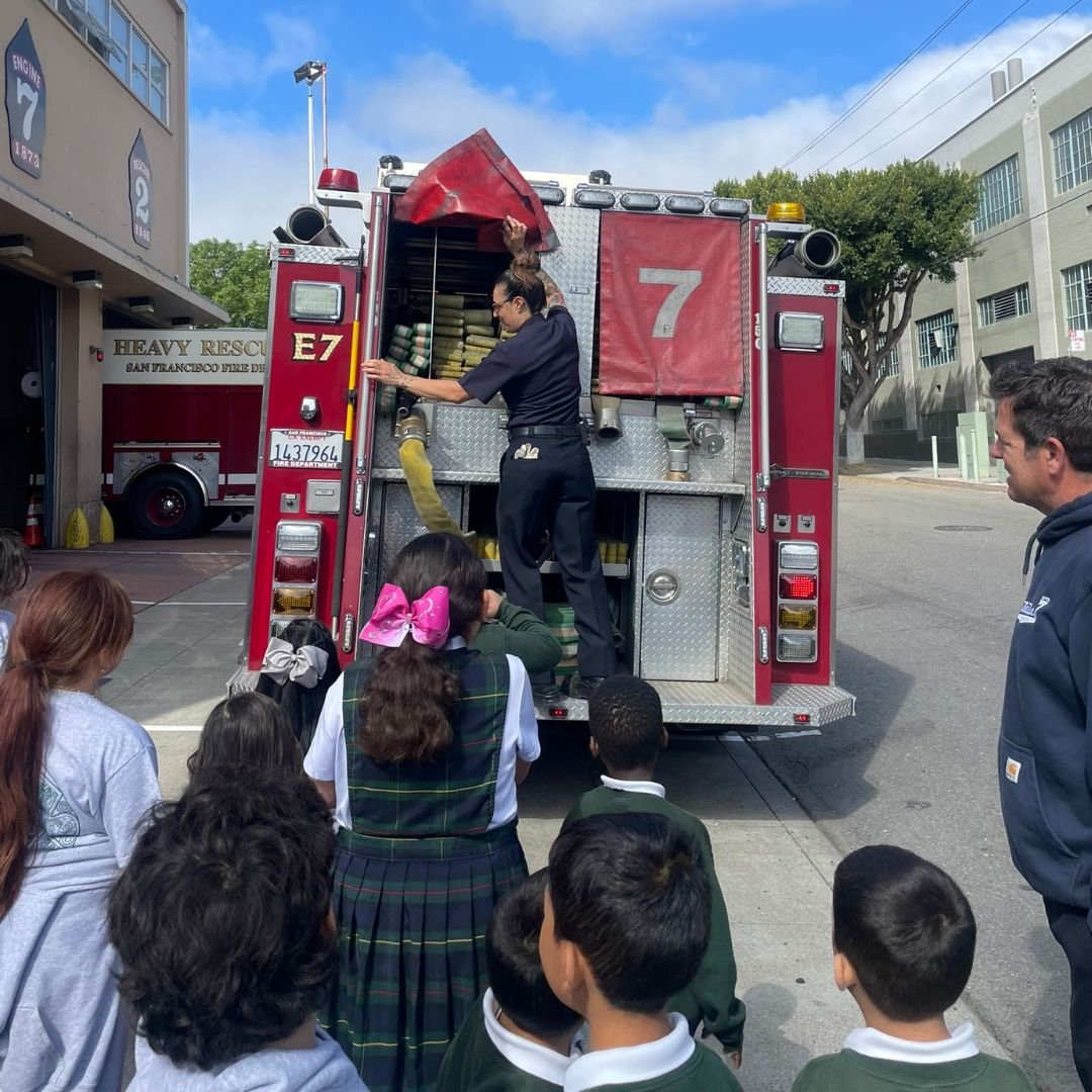 Today, our Kindergartners and 2nd graders got an inside look at what it takes to be a firefighter and operate a fire truck! From learning about the different tools and equipment to understanding the importance of fire safety, they gained valuable kno