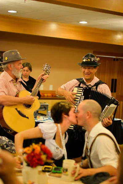 accordionist and guitar 2.jpg