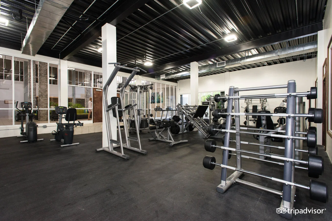 fitness-center--v12738027.jpg