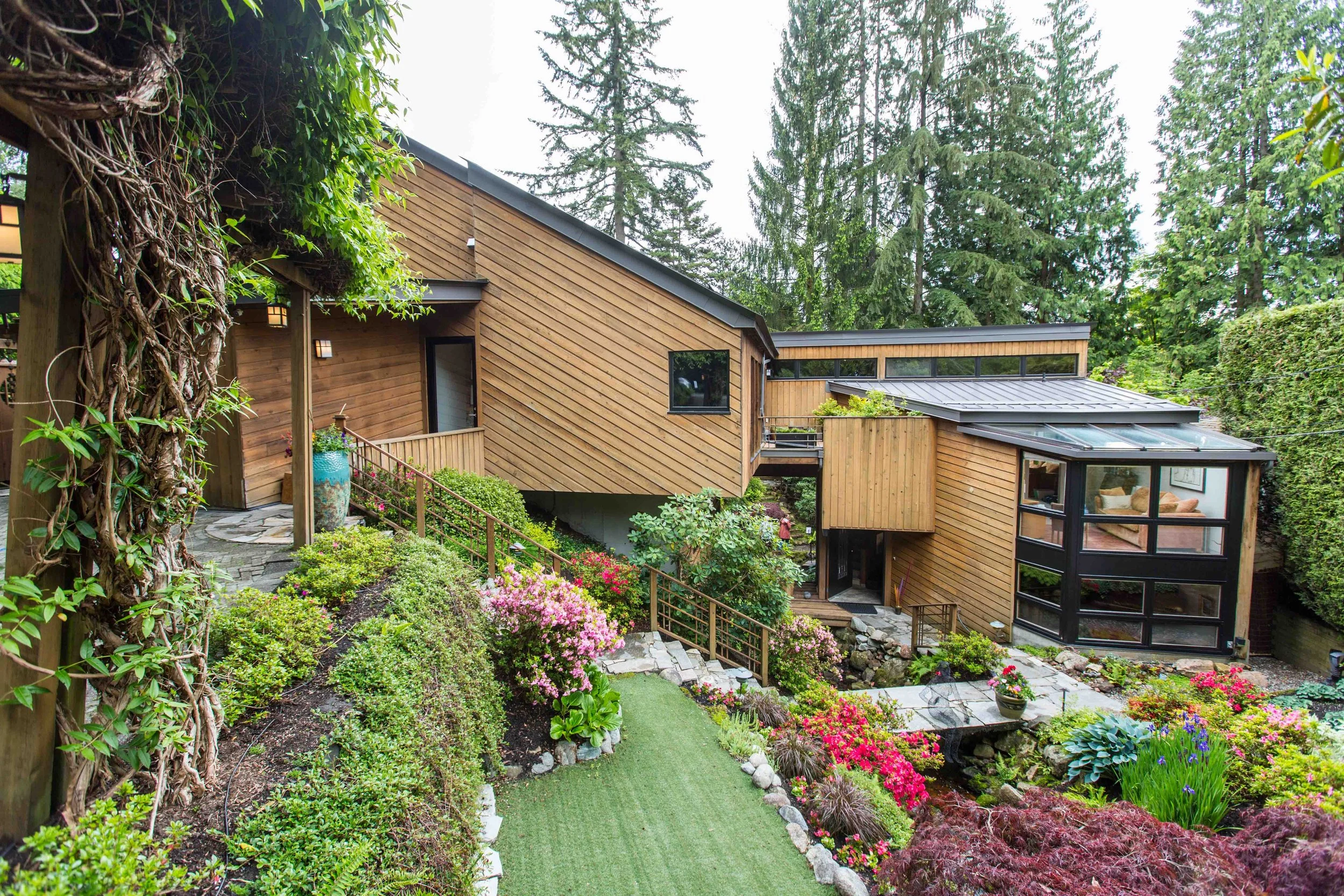 Arts in the Garden 2024-21.JPG