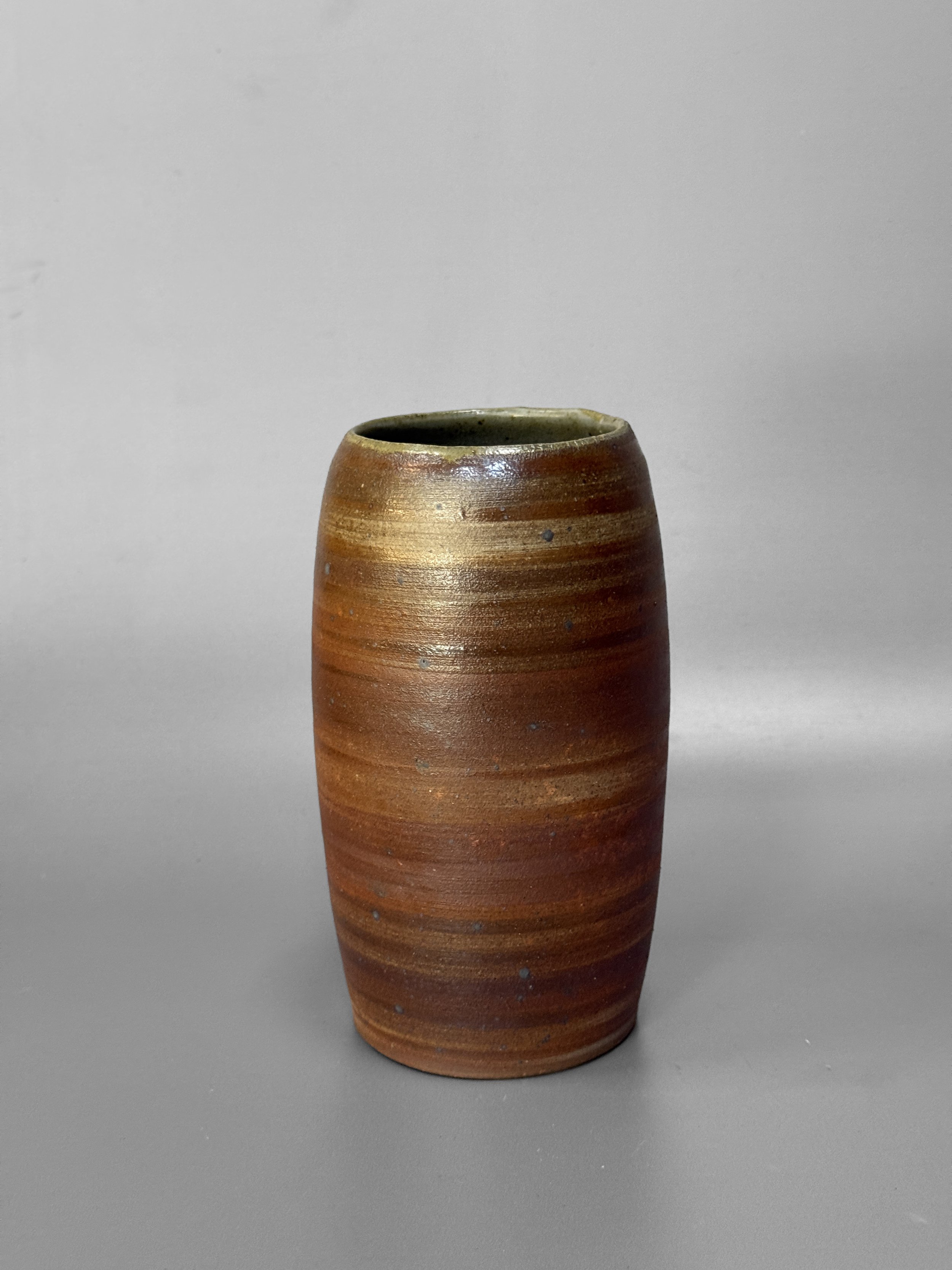 Orbiting vase #3