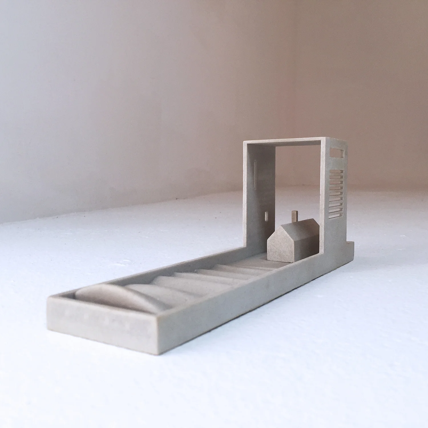 Renovation 2012 plaster epoxy composite 25 x 9 x 6 cm