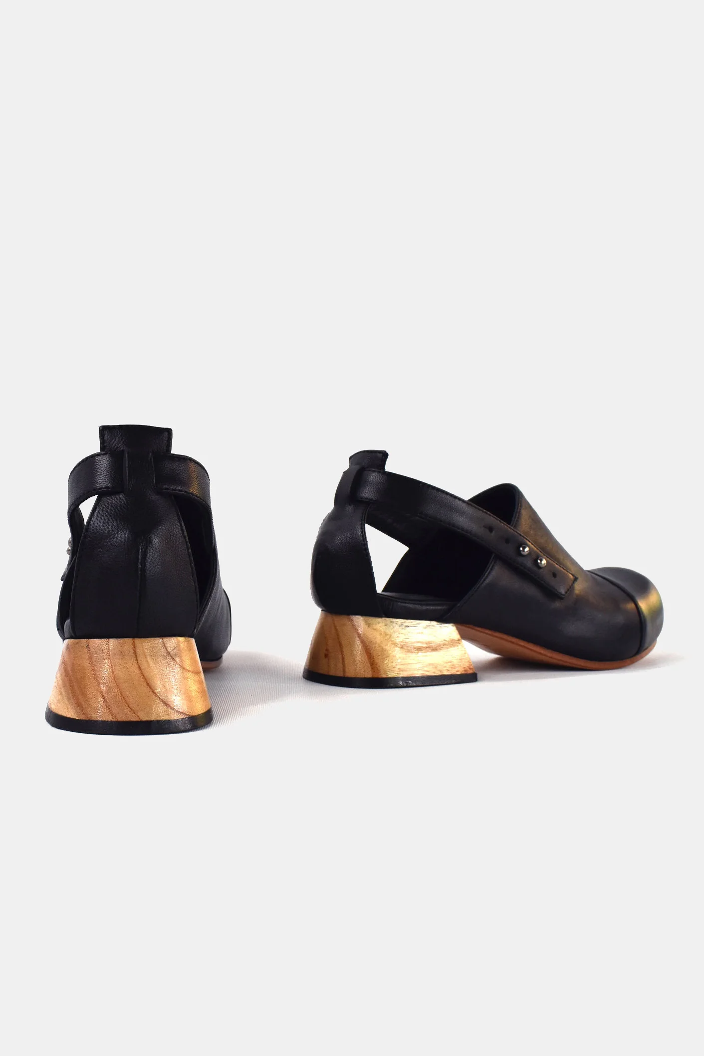 booker-and-co-betty-sandals-black-5.jpeg
