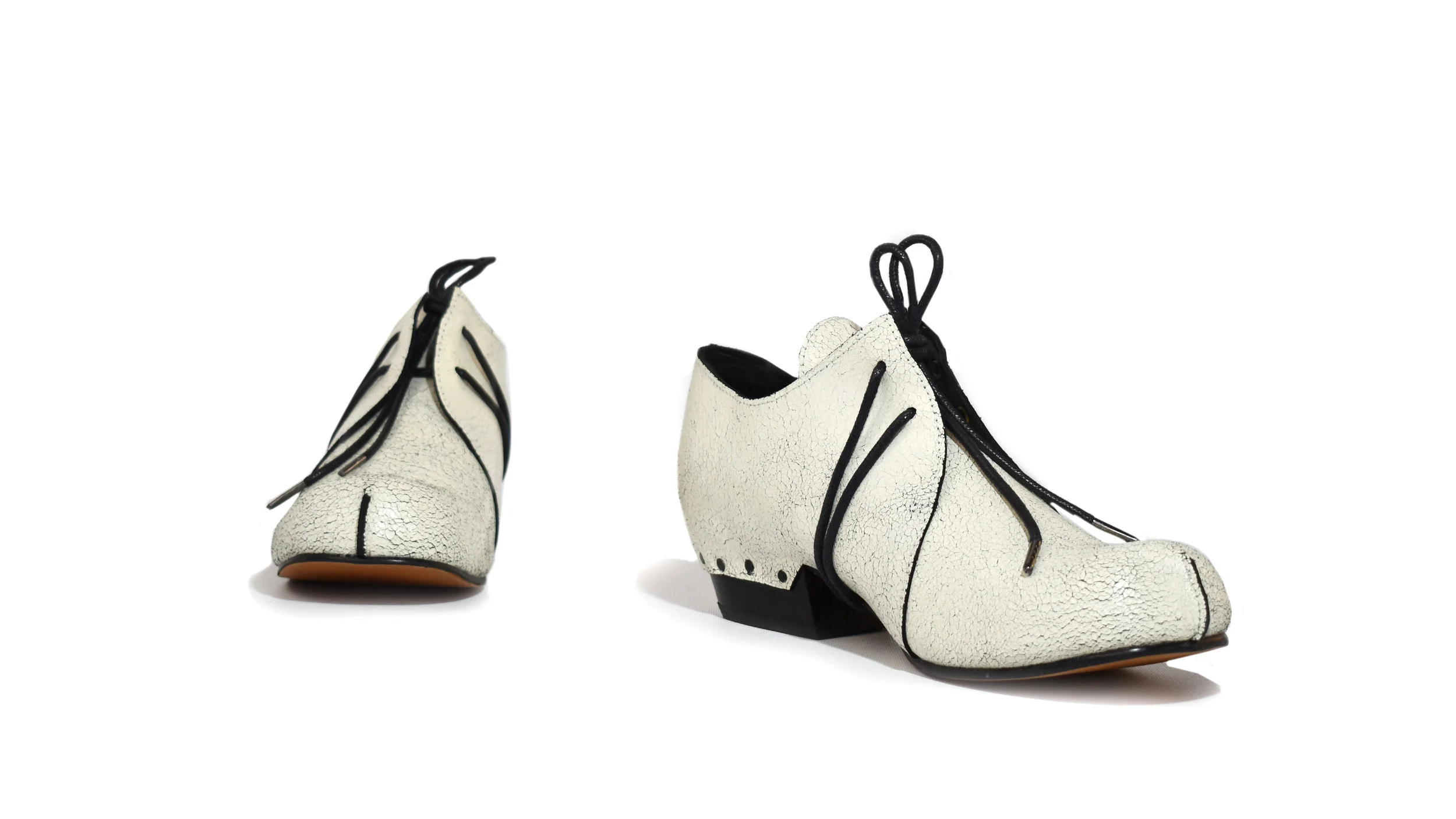 booker-and-co-naked-shoes-white-crack-10.jpeg