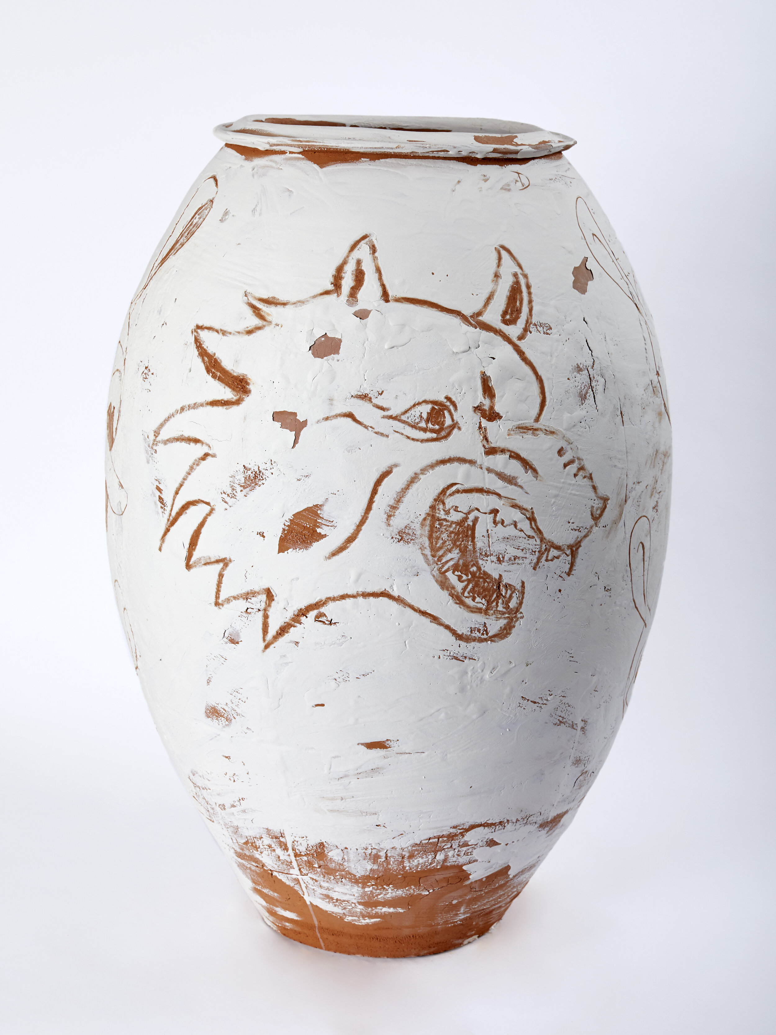   Foxy Wolfy , 2020 terracotta, slip, engobe 75 x 45 x 45 cm 