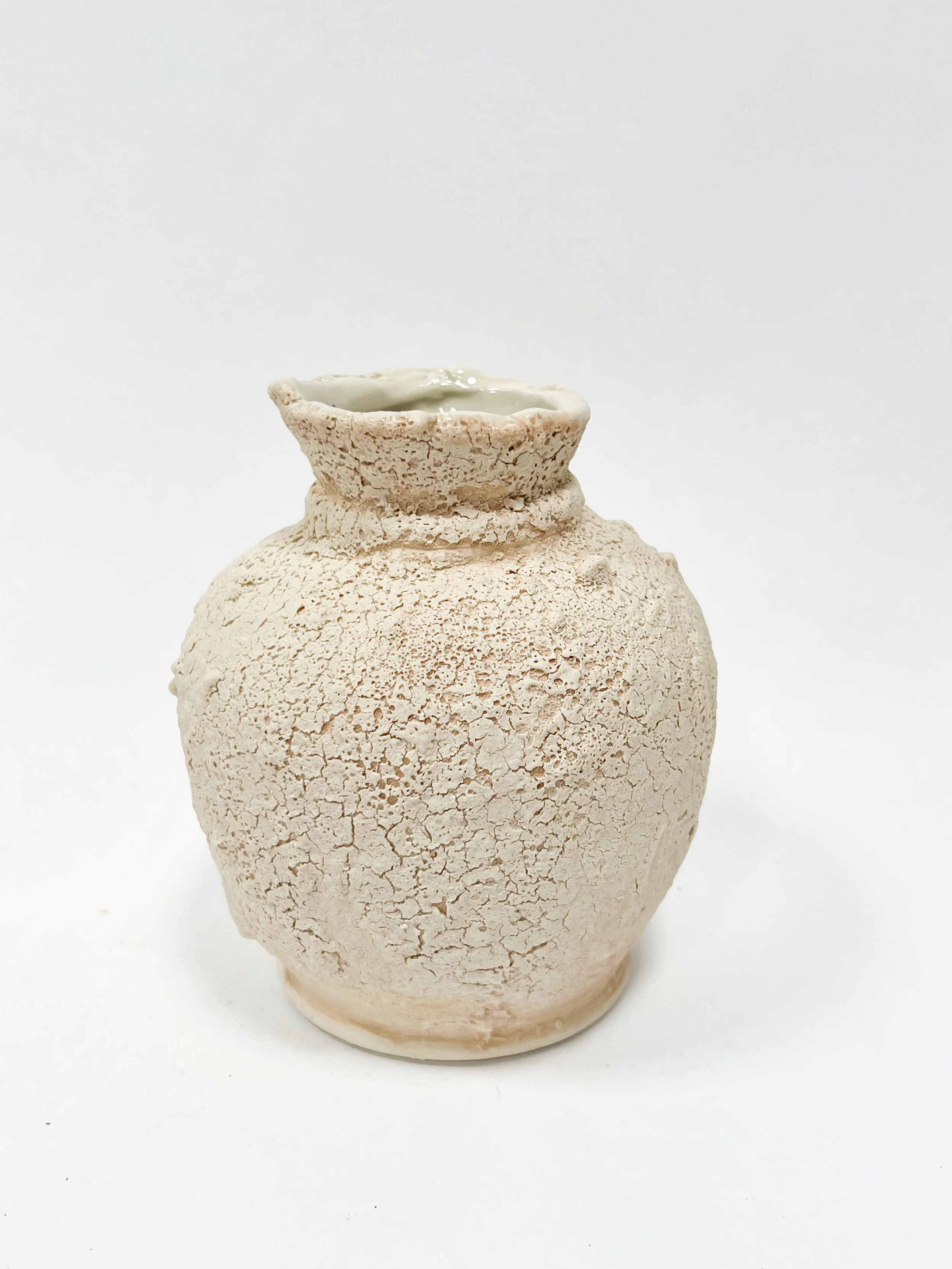 iggy-and-loulou-medium-bulb-vase-2-5.jpg