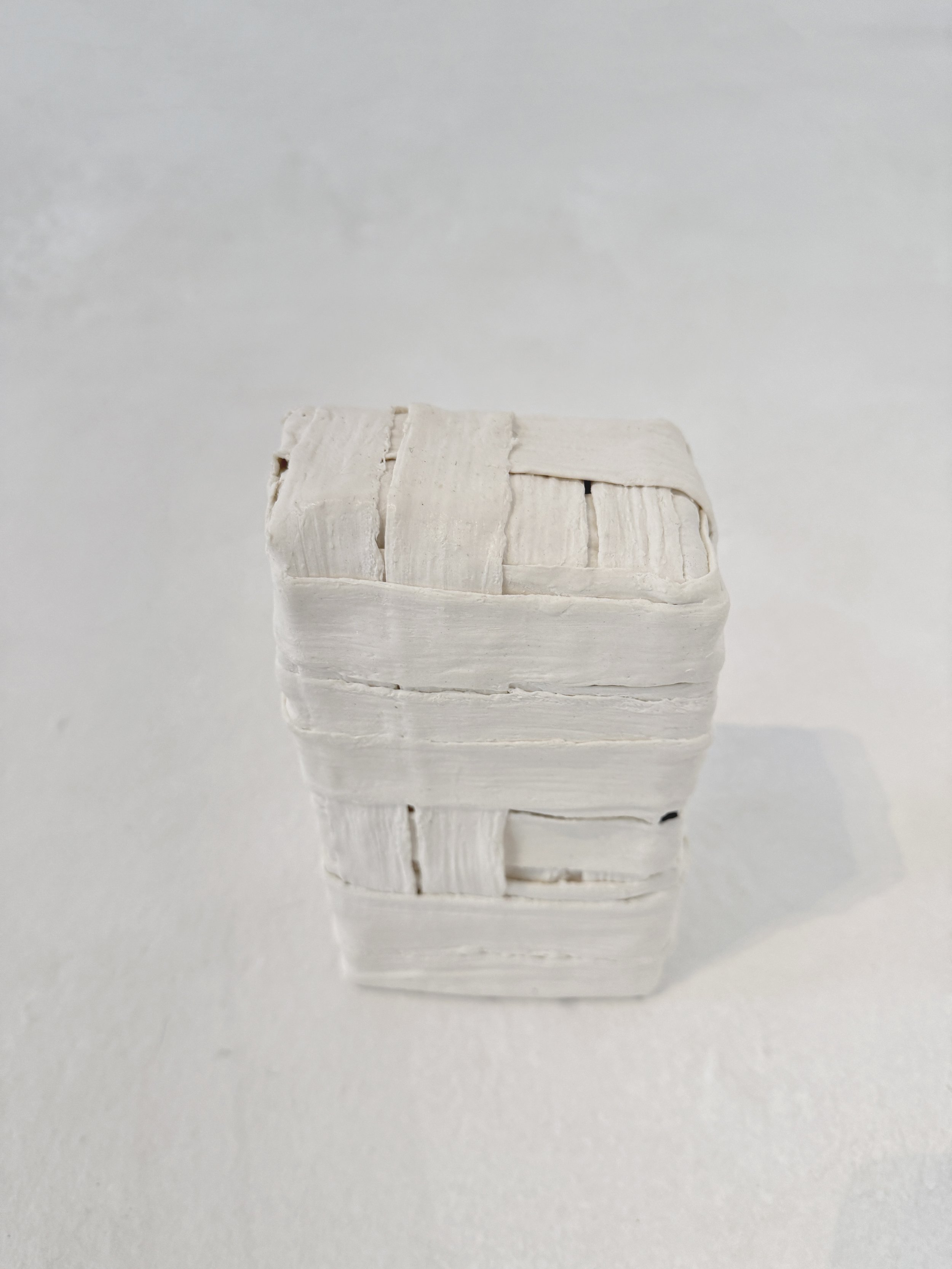 kris-coad-porcelain-vessel-6-2.JPG