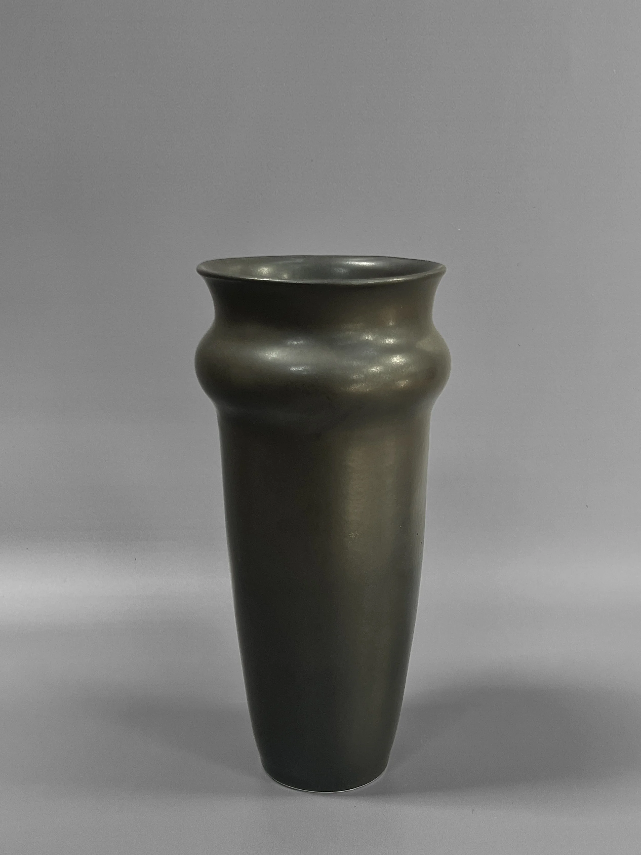 Undulata vase #1 (stone)