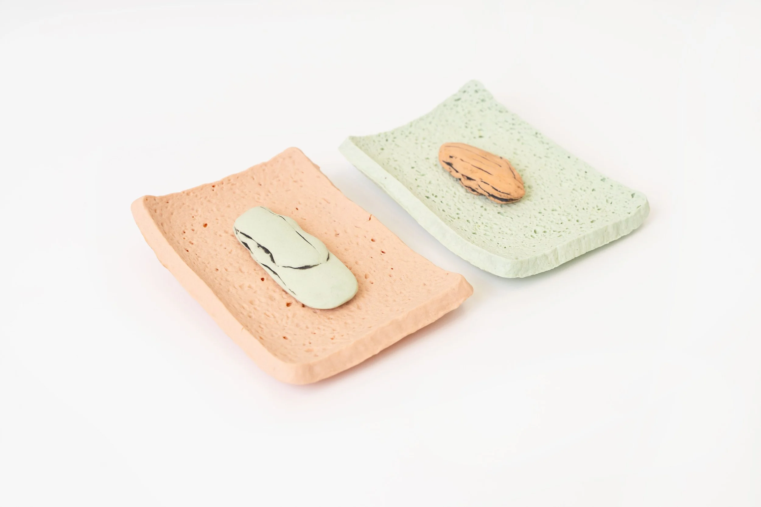 honor-freeman-soap-and-sponge study-apricot-mint-2.jpg