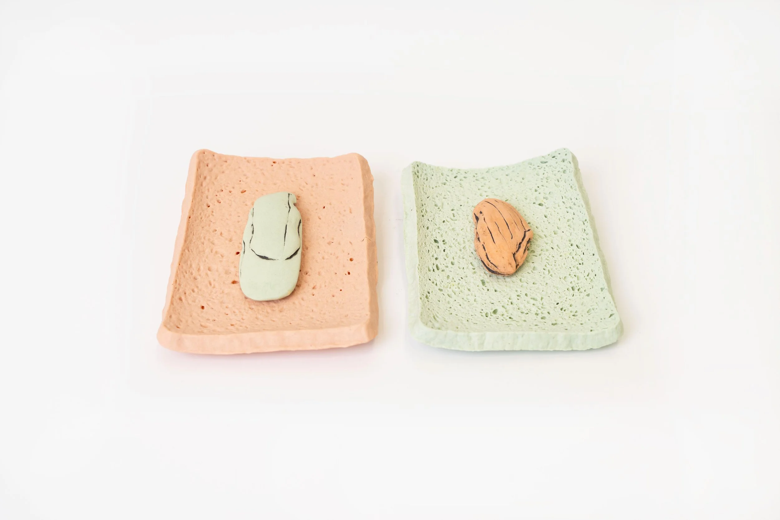 honor-freeman-soap-and-sponge study-apricot-mint-1.jpg