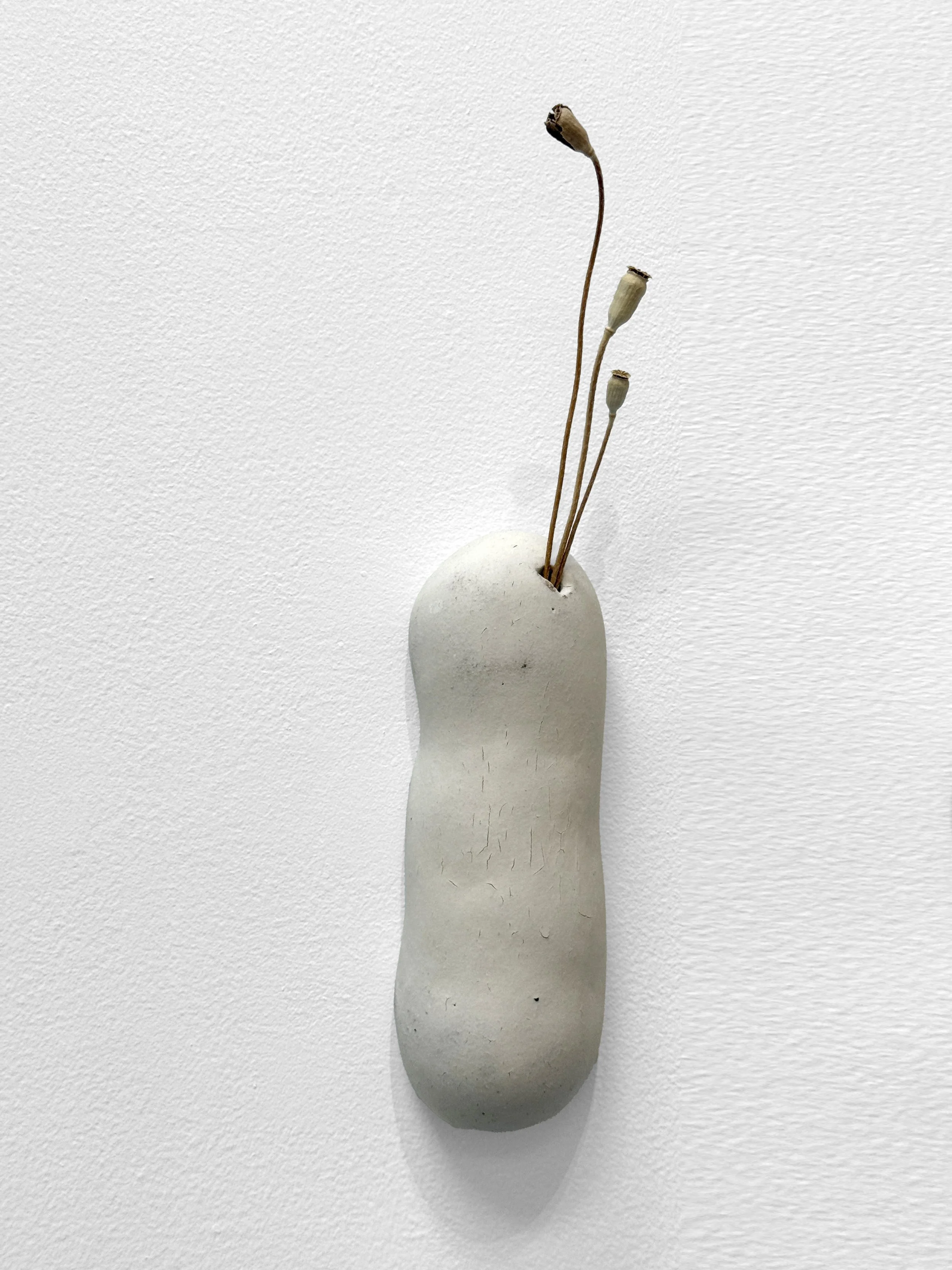 kaori-fujimoto-wall-hanging-vase-1-1.JPG