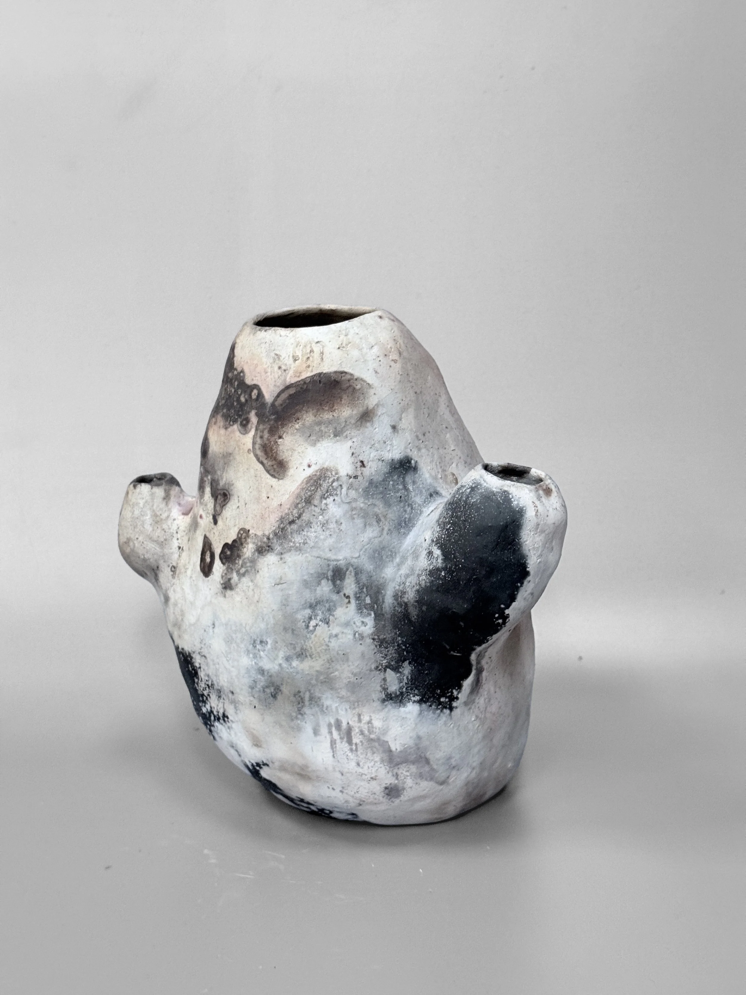 lotte-schwerdtfeger-blob-vase-2.JPG